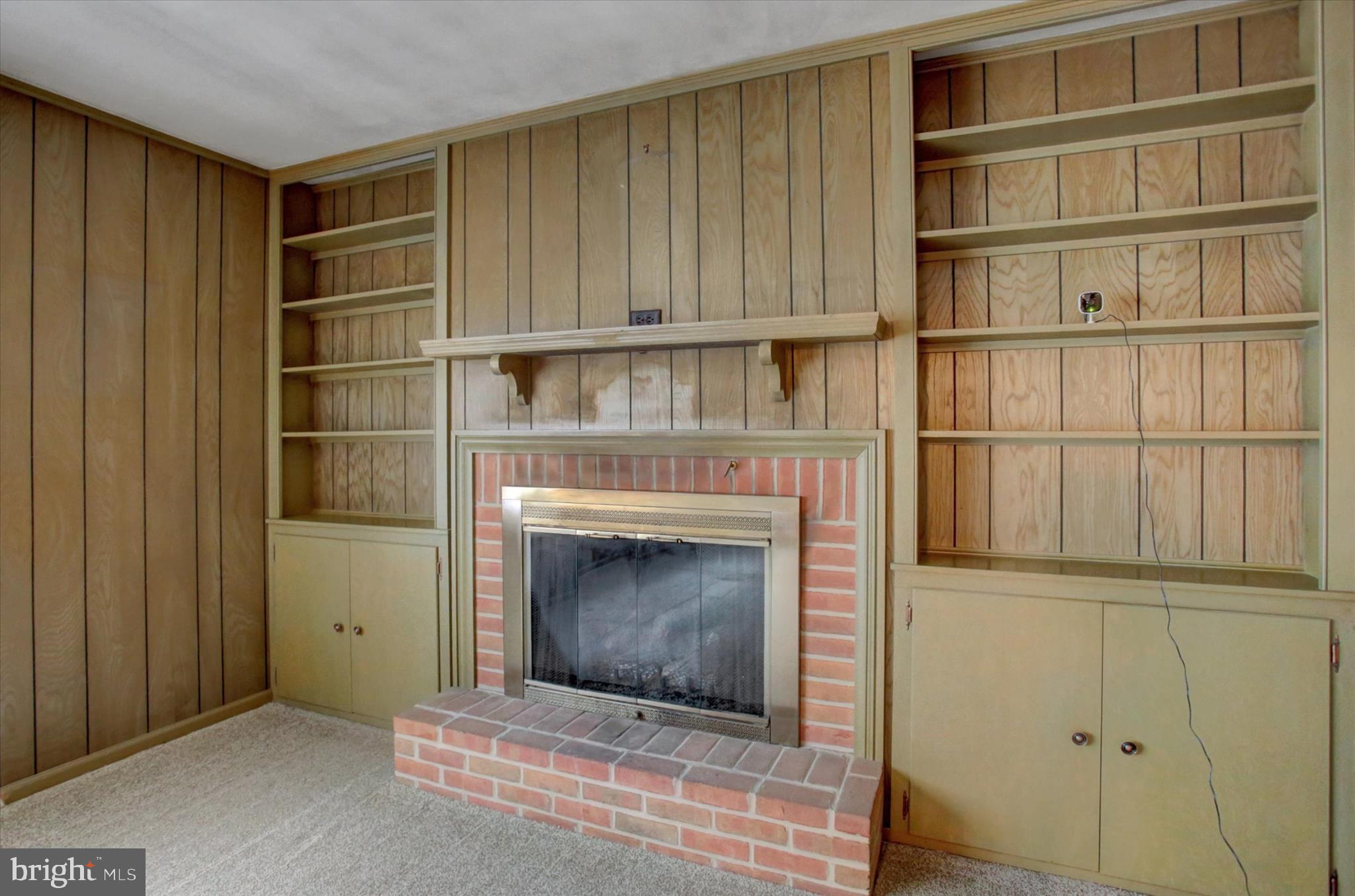 SOUTH GUILFORD HILLS - Residential