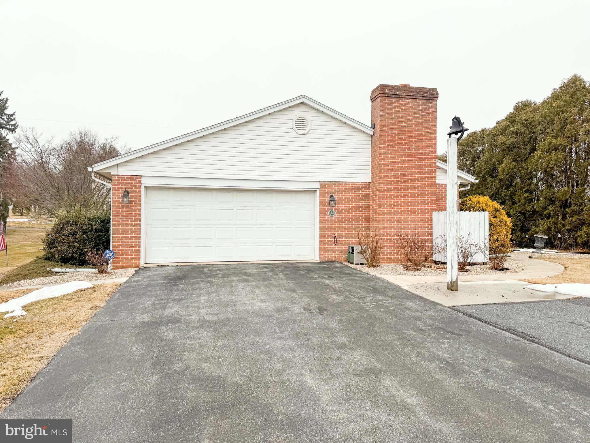 SOUTH GUILFORD HILLS - Residential