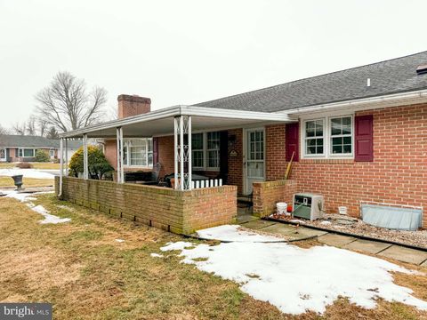 Tiny photo for 34 Acorn Cir, CHAMBERSBURG, PA 17202 (MLS # PAFL2032768)