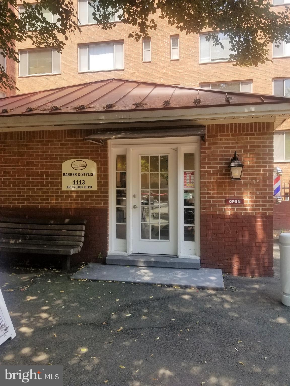 RIVER PLACE SOUTH - Residential Lease