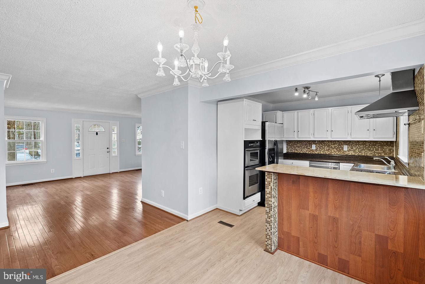 LONDON TOWNE - Residential