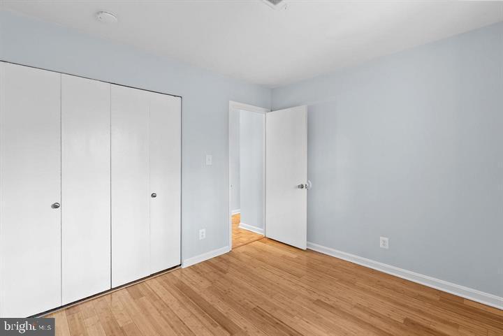 LONDON TOWNE - Residential