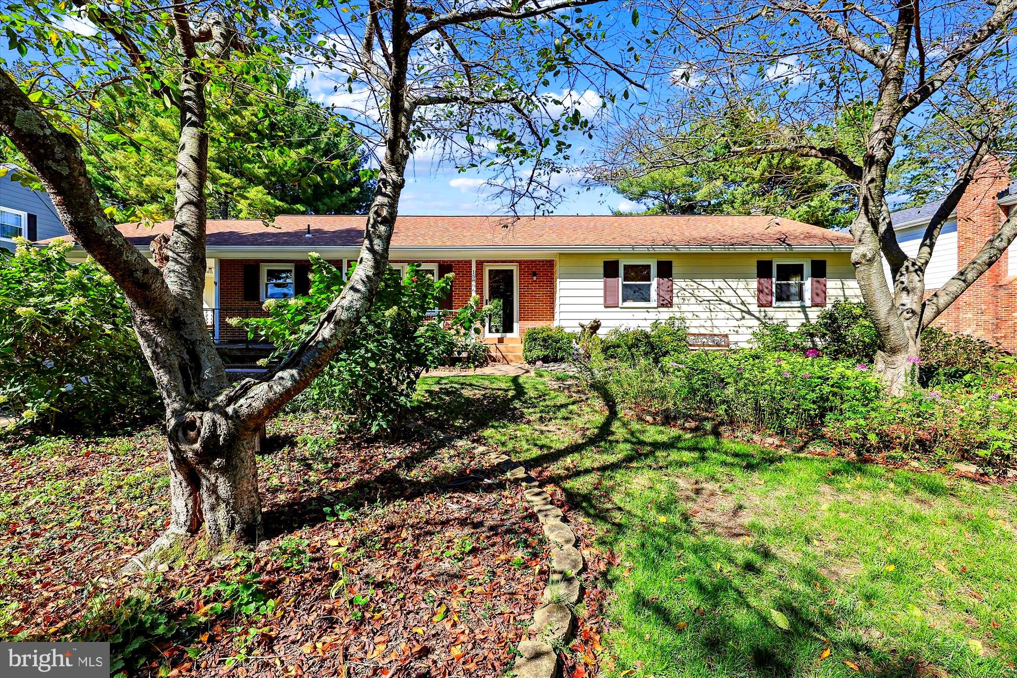 ROLLANDWOOD - Residential