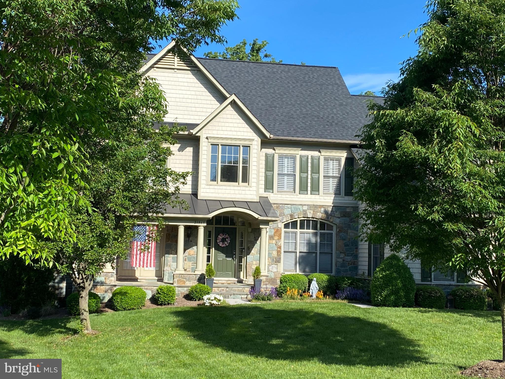 VILLAGE OF WAXPOOL - Residential