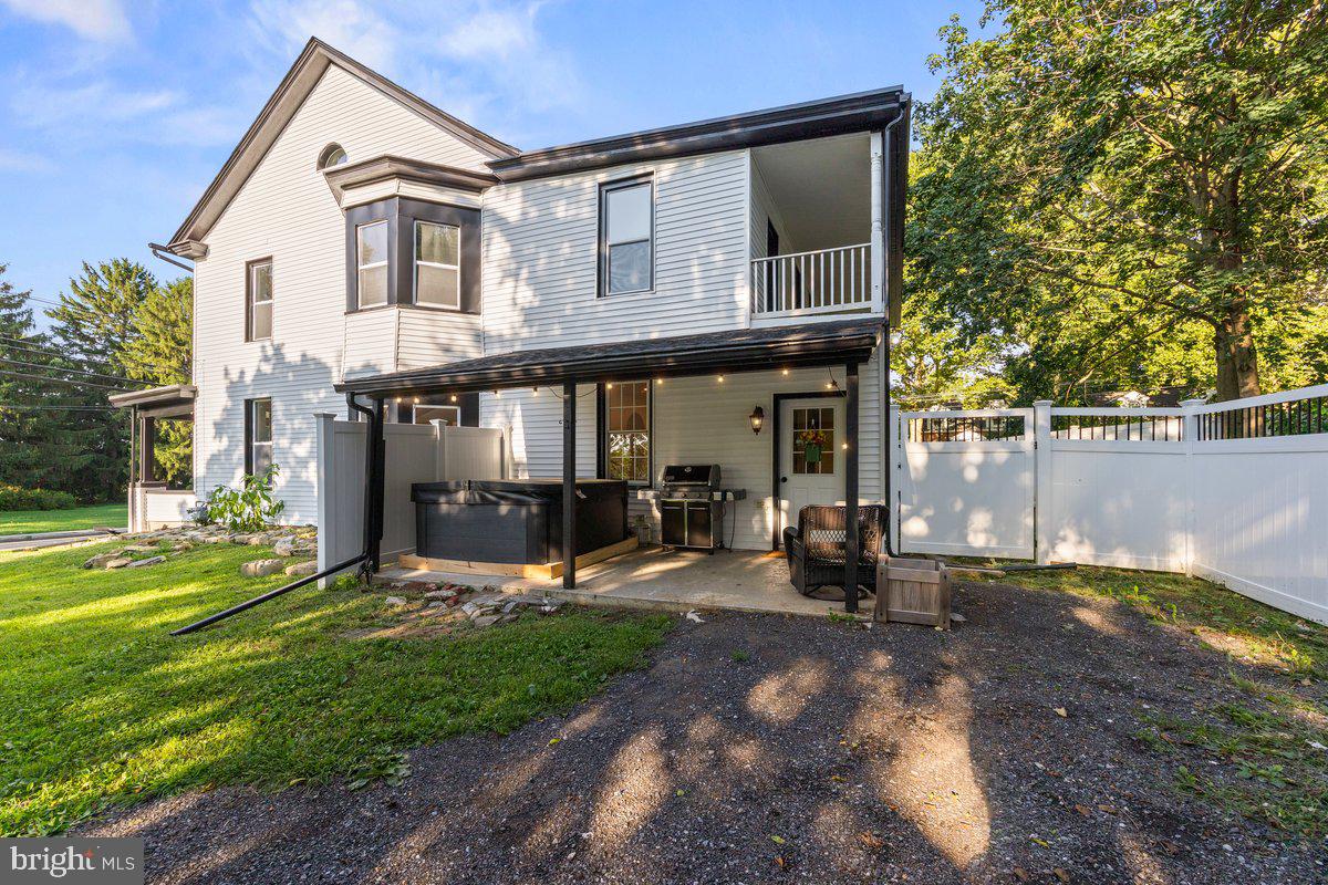 1006 COLEBROOK ROAD