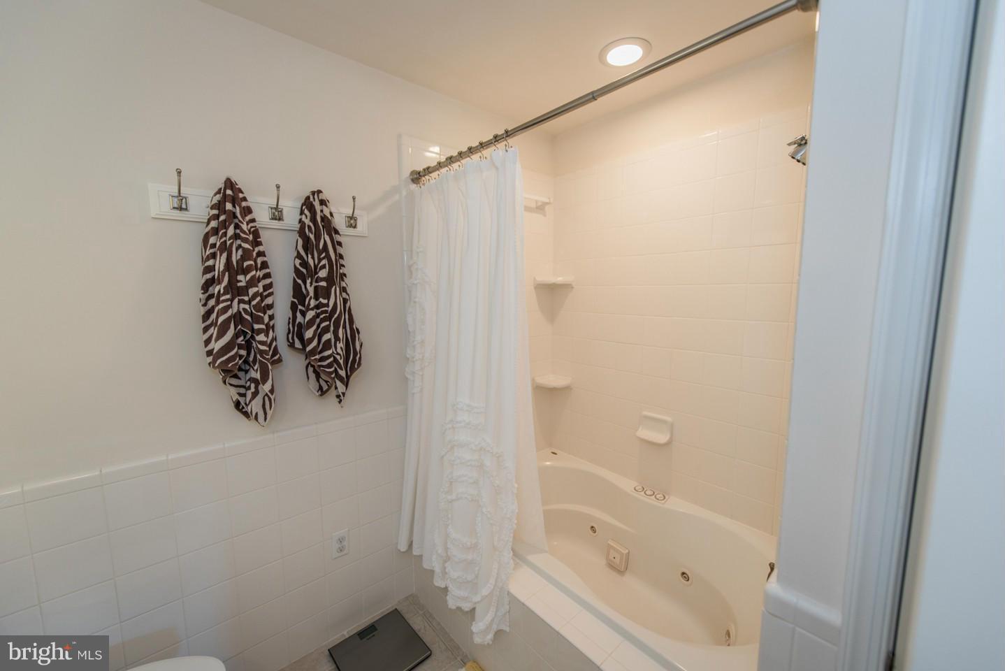 HIGH KNOB - Residential