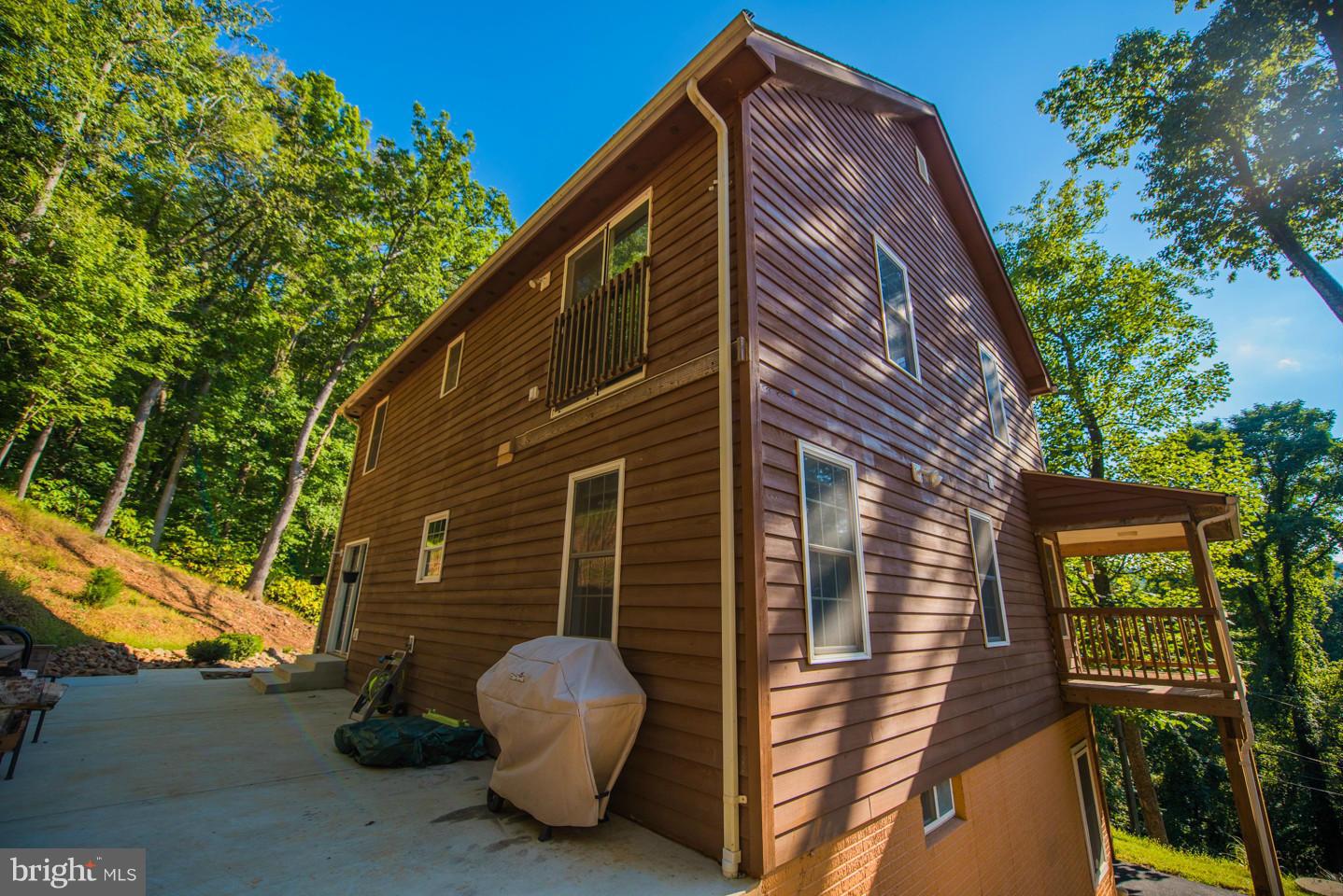 HIGH KNOB - Residential