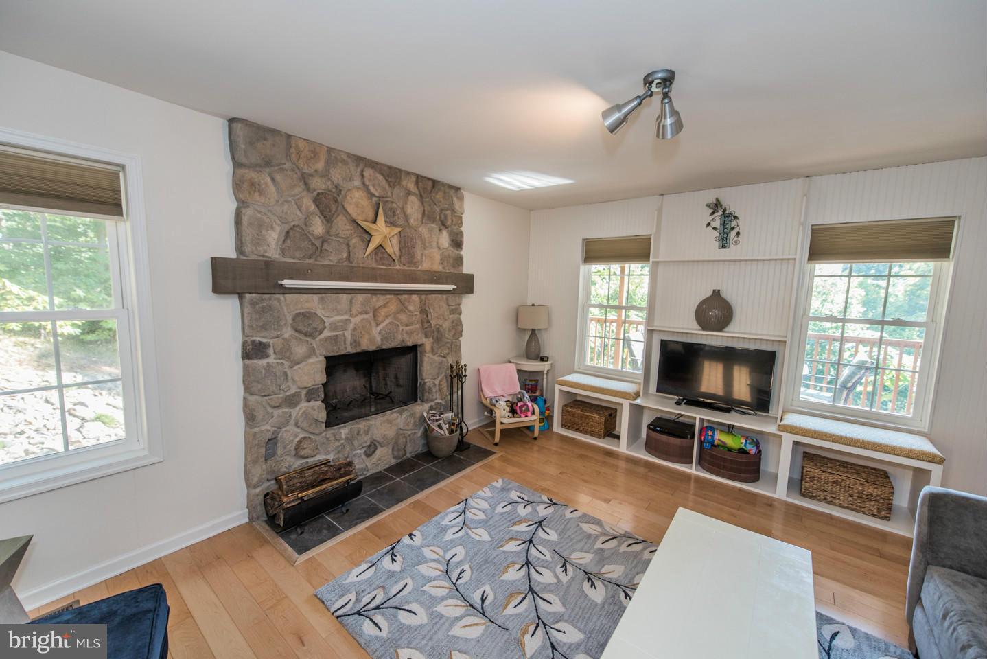 HIGH KNOB - Residential