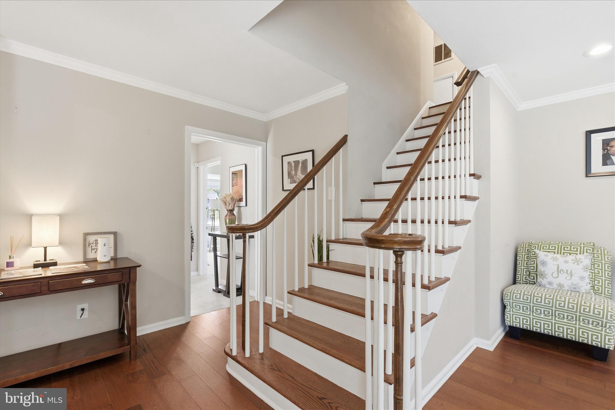 LONG MEADOW ESTATES - Residential