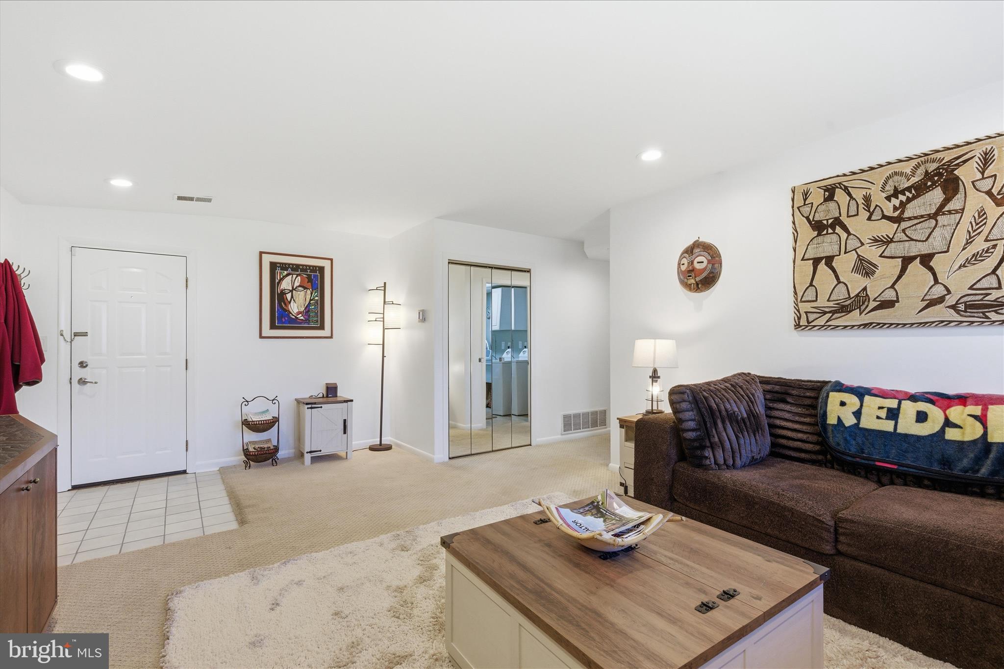 LONG MEADOW ESTATES - Residential