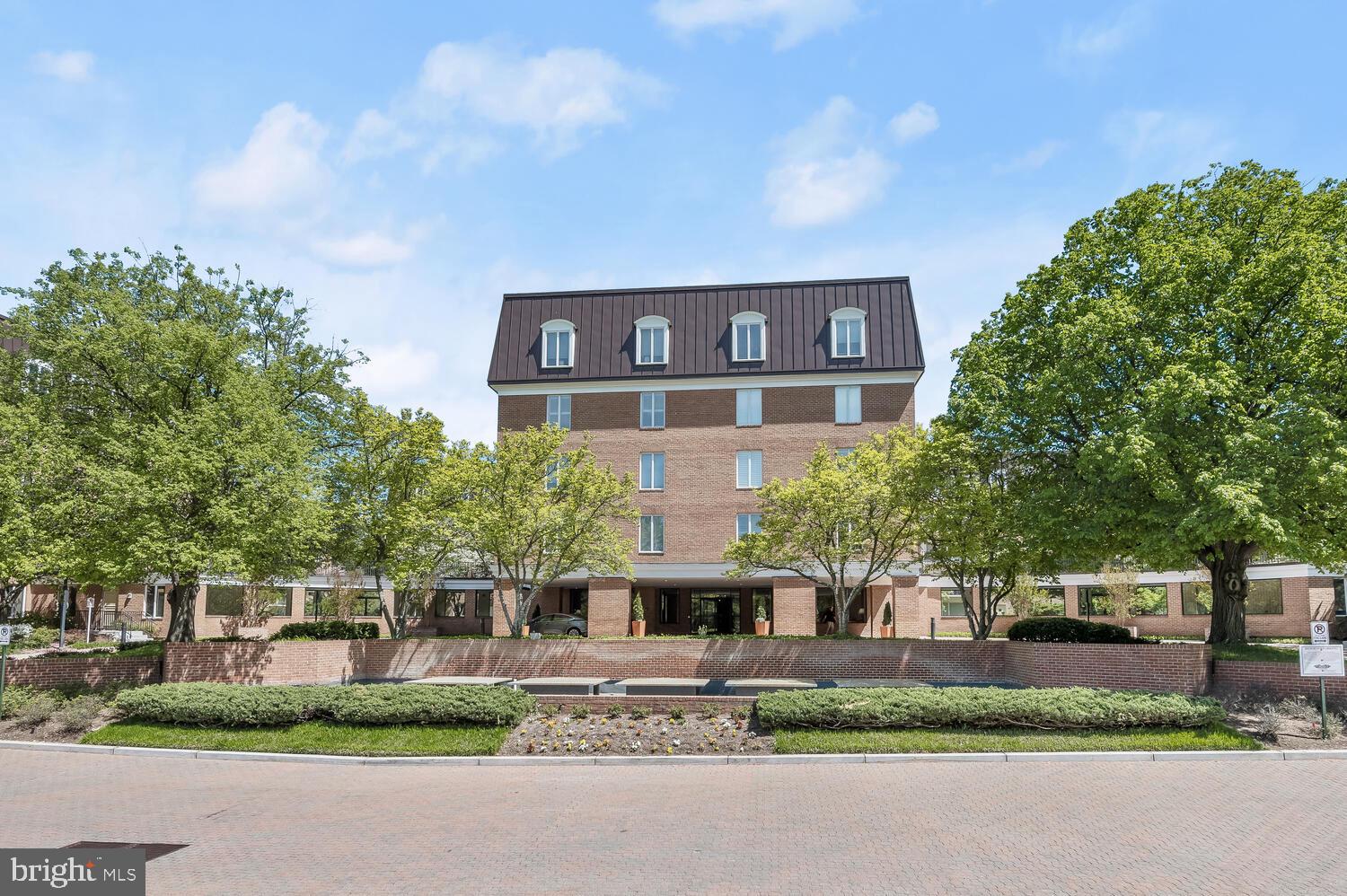 CHEVY CHASE - Residential