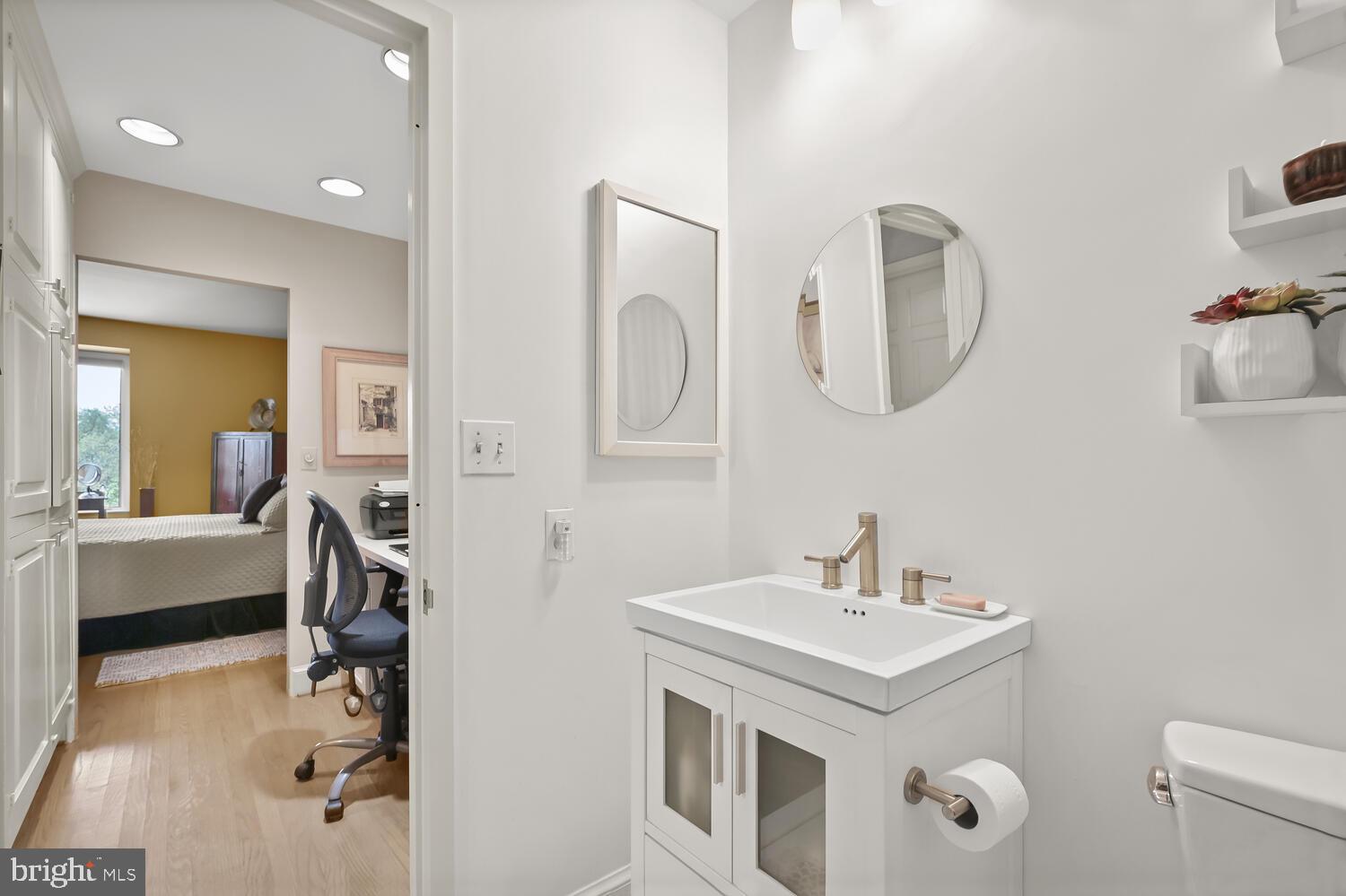 CHEVY CHASE - Residential