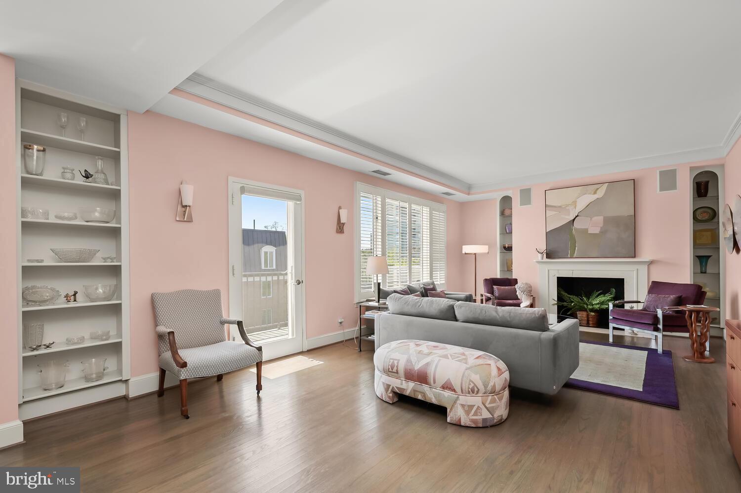 CHEVY CHASE - Residential