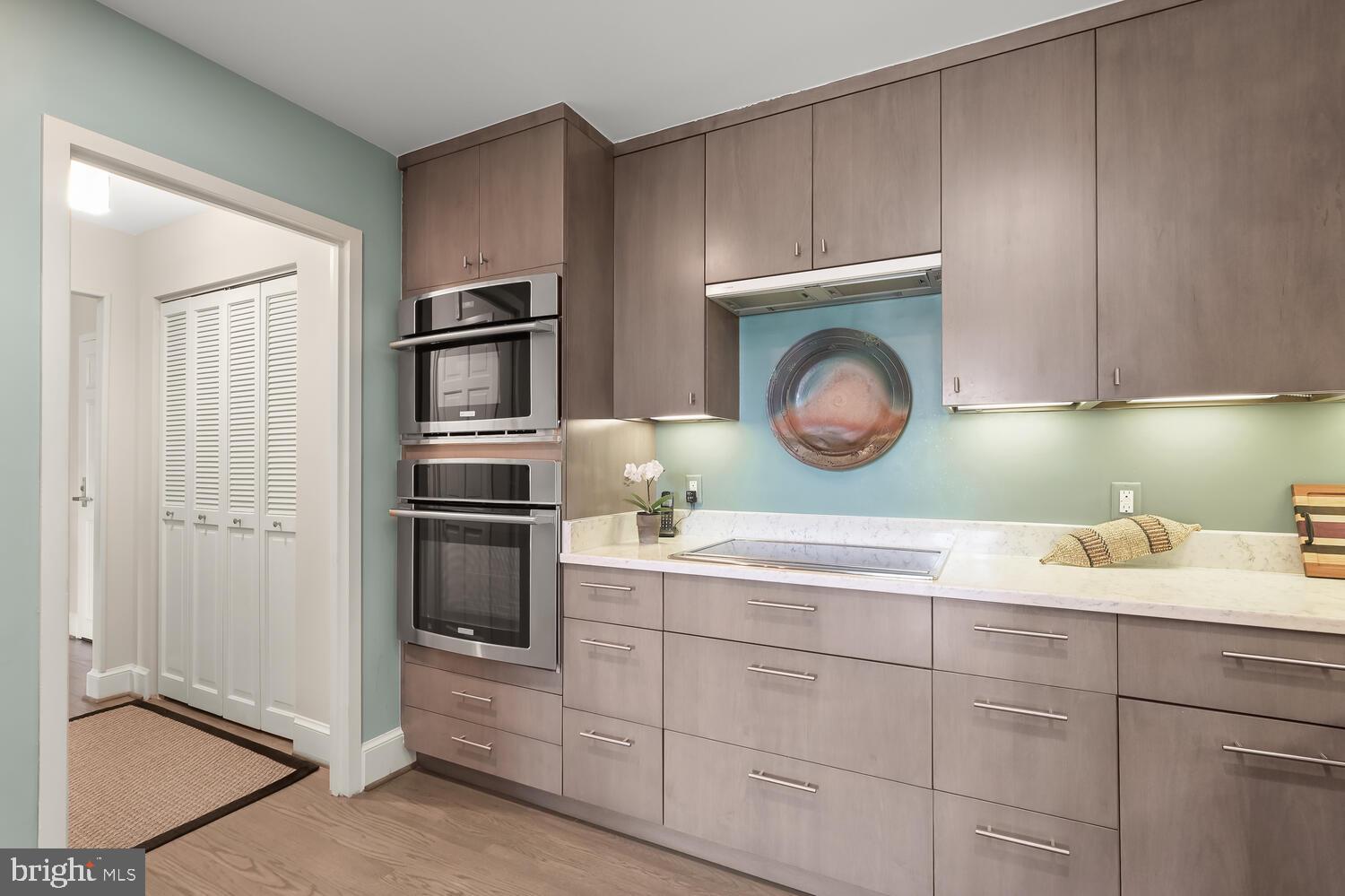 CHEVY CHASE - Residential