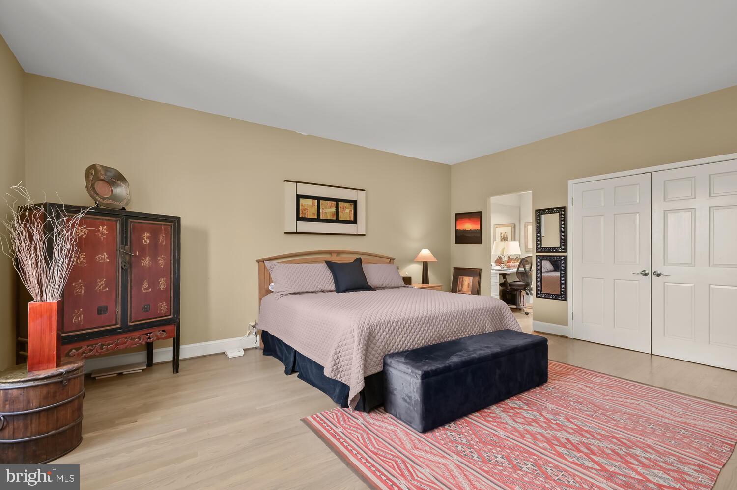 CHEVY CHASE - Residential