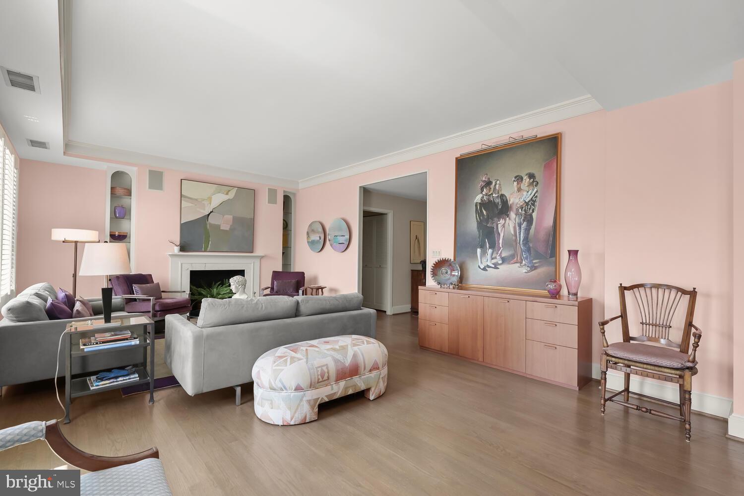 CHEVY CHASE - Residential