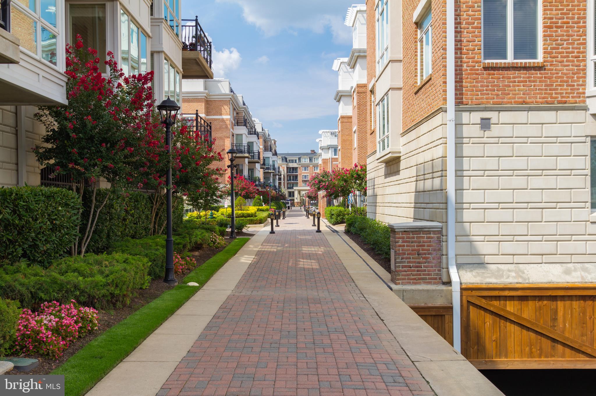 PIER HOMES AT HARBORVIEW - Residential Lease