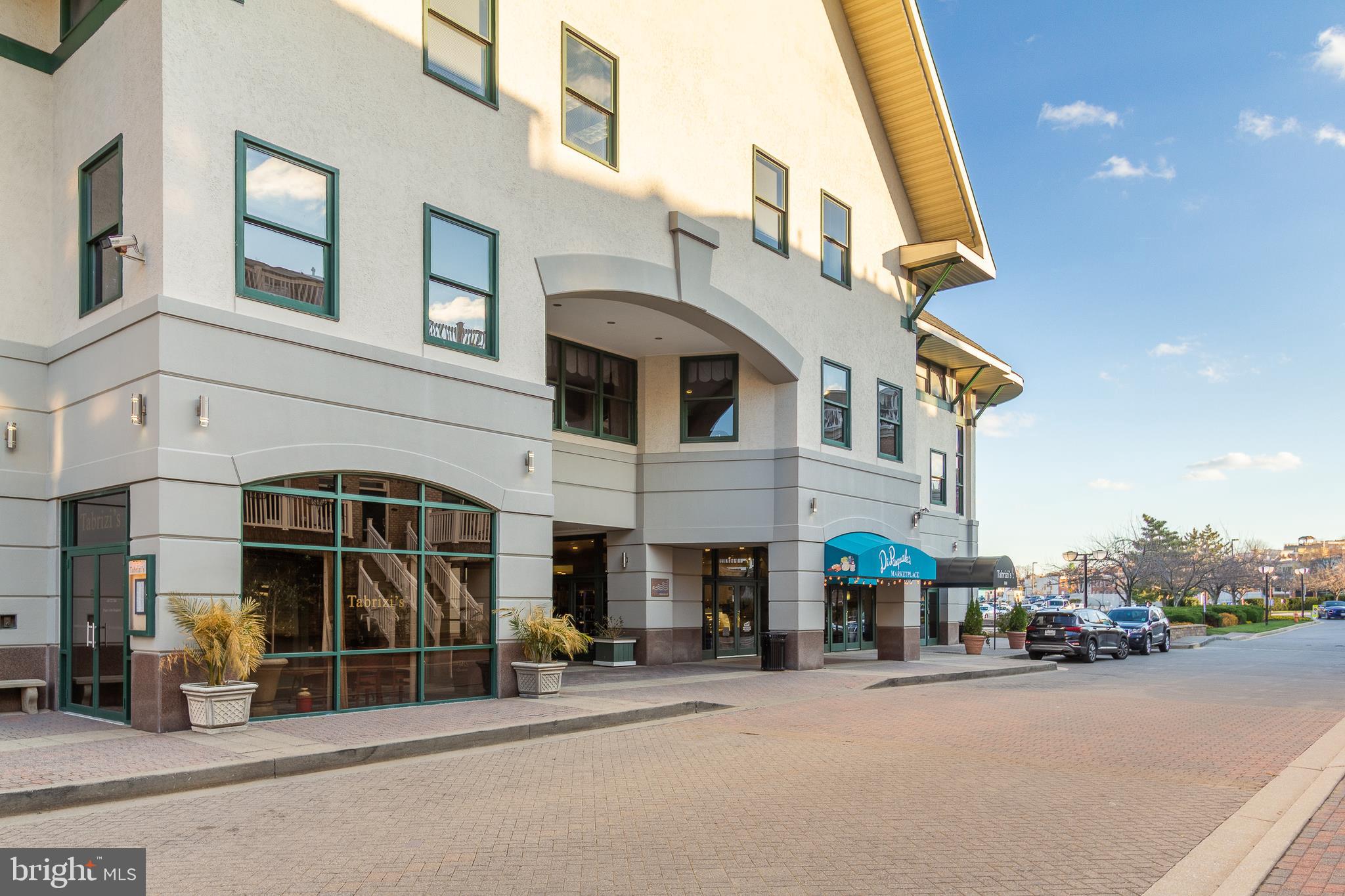 PIER HOMES AT HARBORVIEW - Residential Lease