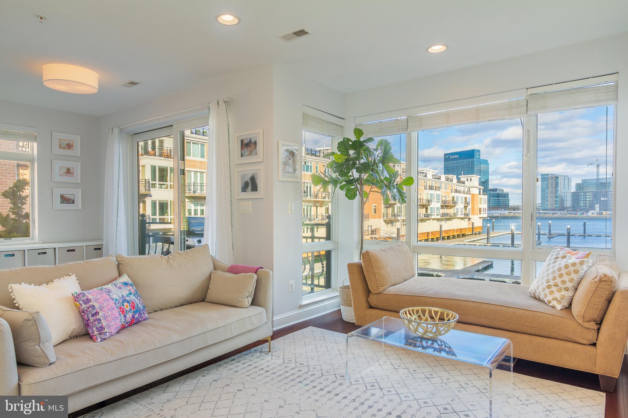 PIER HOMES AT HARBORVIEW - Residential Lease