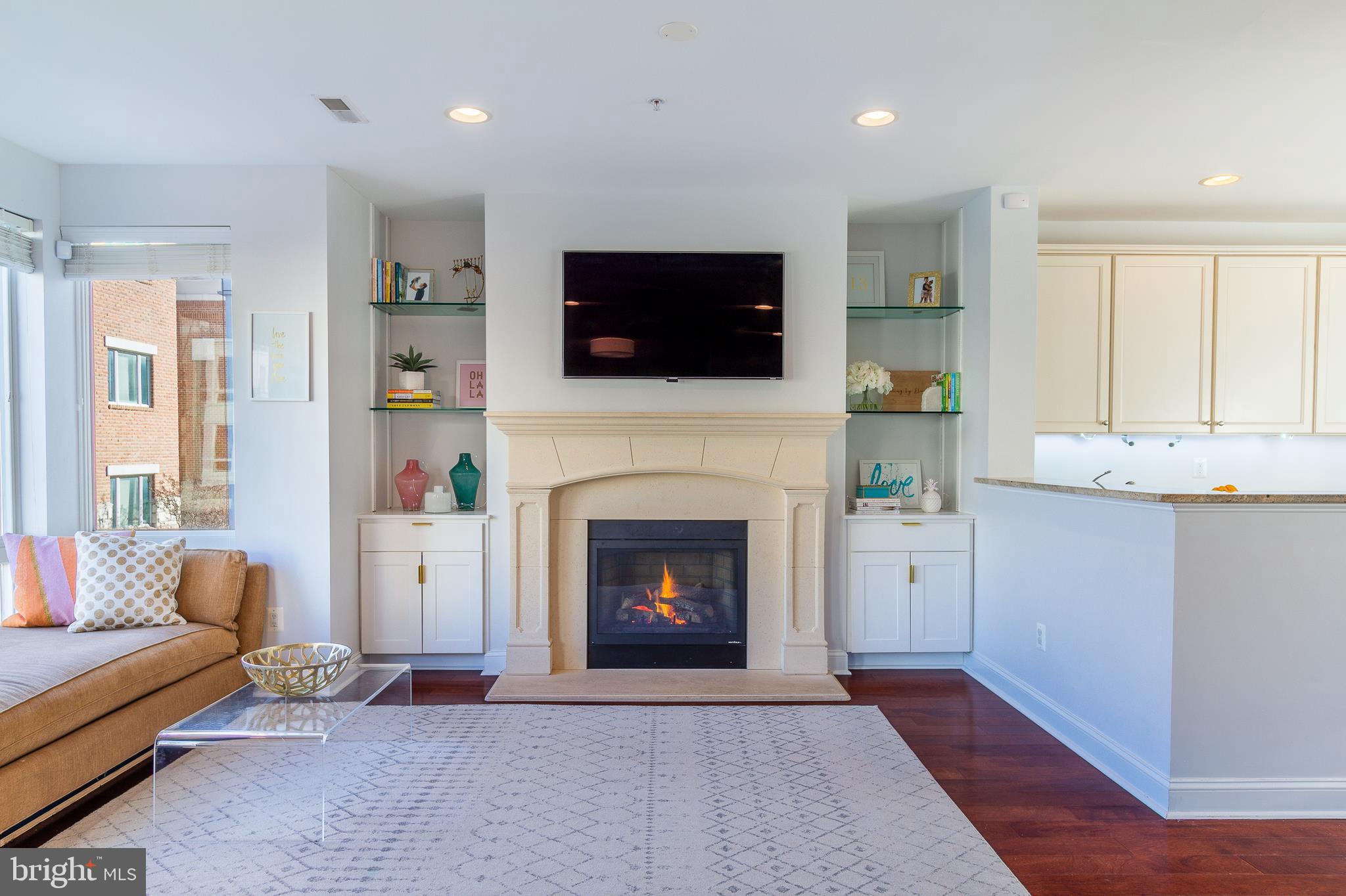 PIER HOMES AT HARBORVIEW - Residential Lease