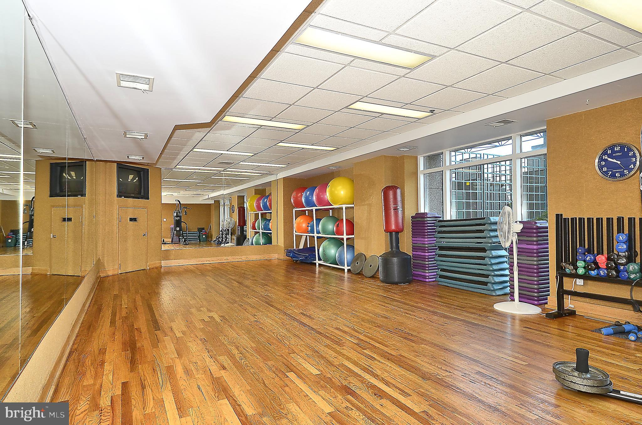 PIER HOMES AT HARBORVIEW - Residential Lease