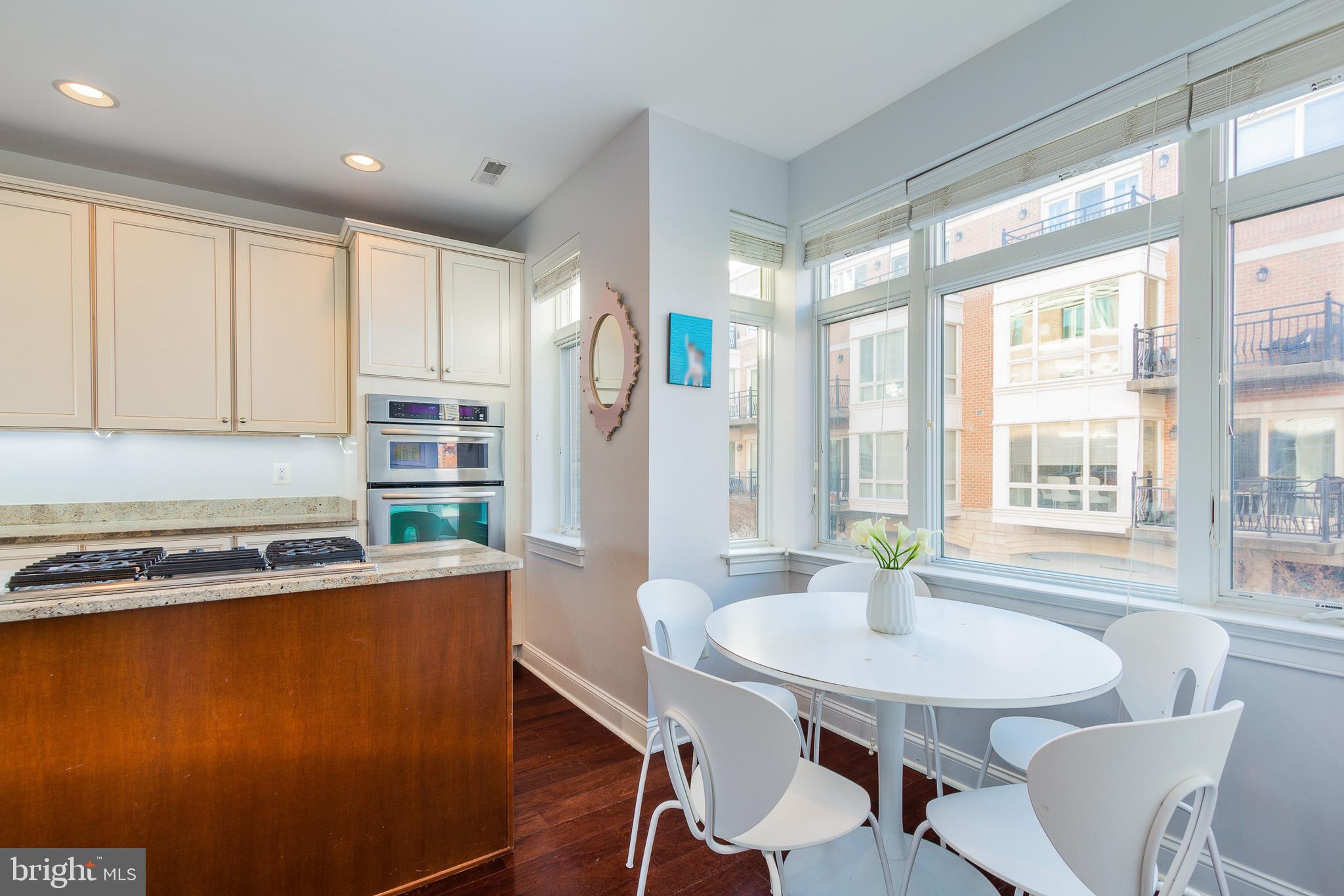 PIER HOMES AT HARBORVIEW - Residential Lease