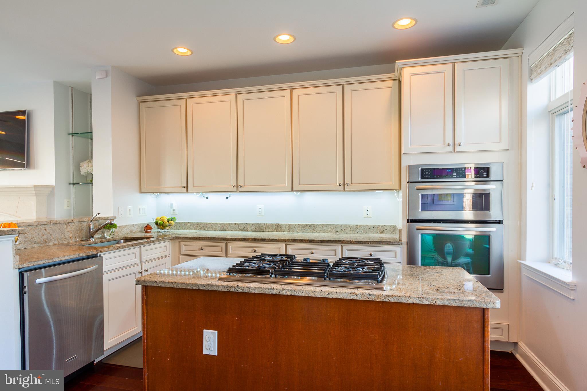 PIER HOMES AT HARBORVIEW - Residential Lease