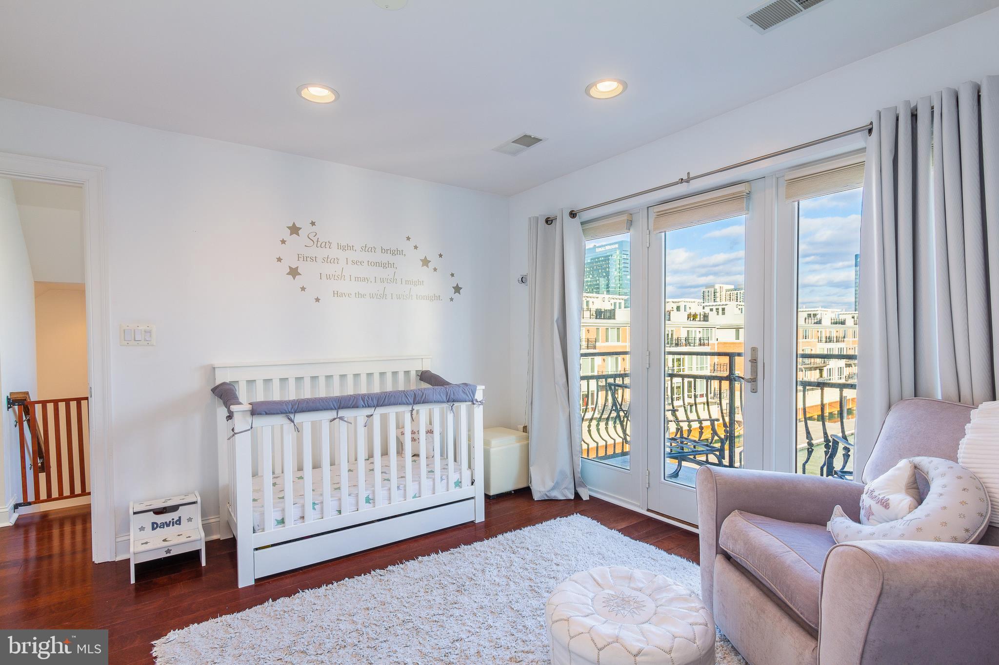 PIER HOMES AT HARBORVIEW - Residential Lease