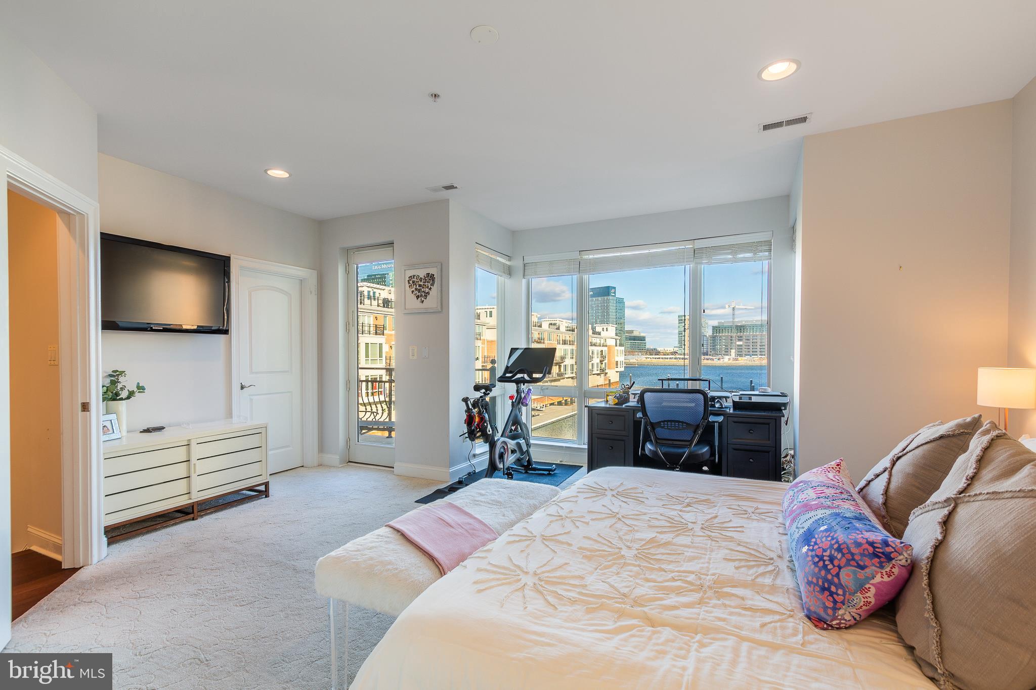 PIER HOMES AT HARBORVIEW - Residential Lease