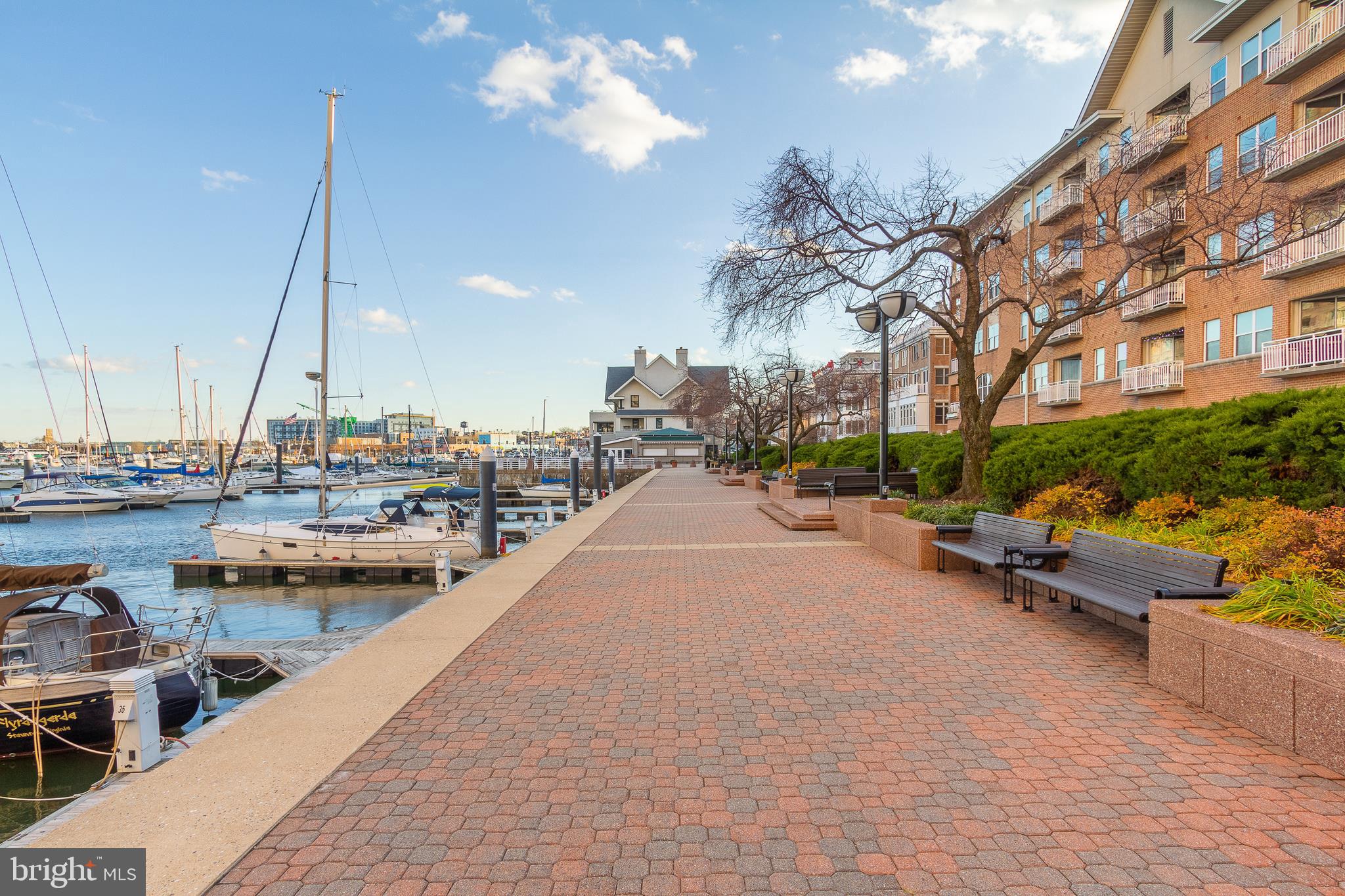 PIER HOMES AT HARBORVIEW - Residential Lease