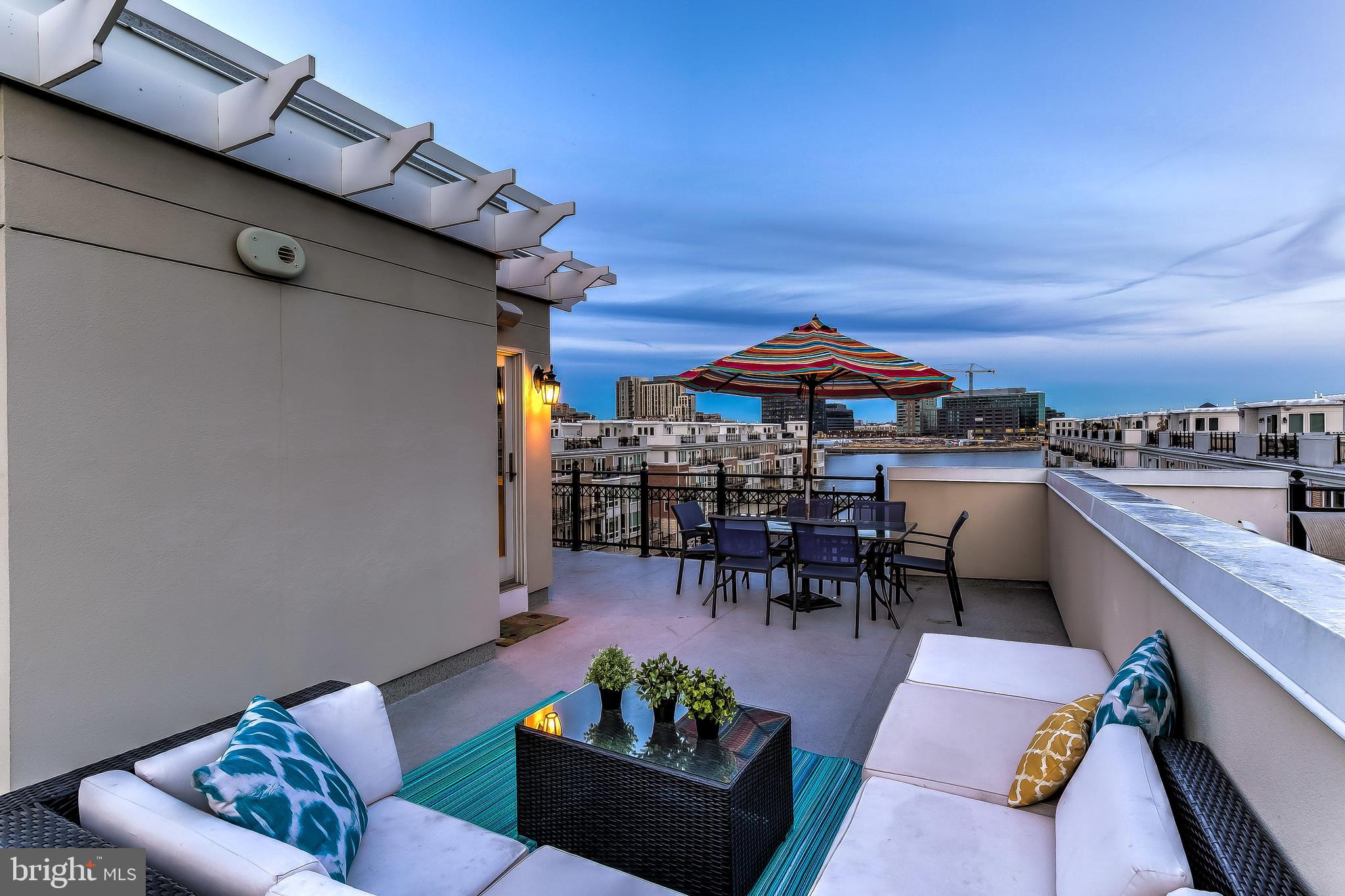 PIER HOMES AT HARBORVIEW - Residential Lease