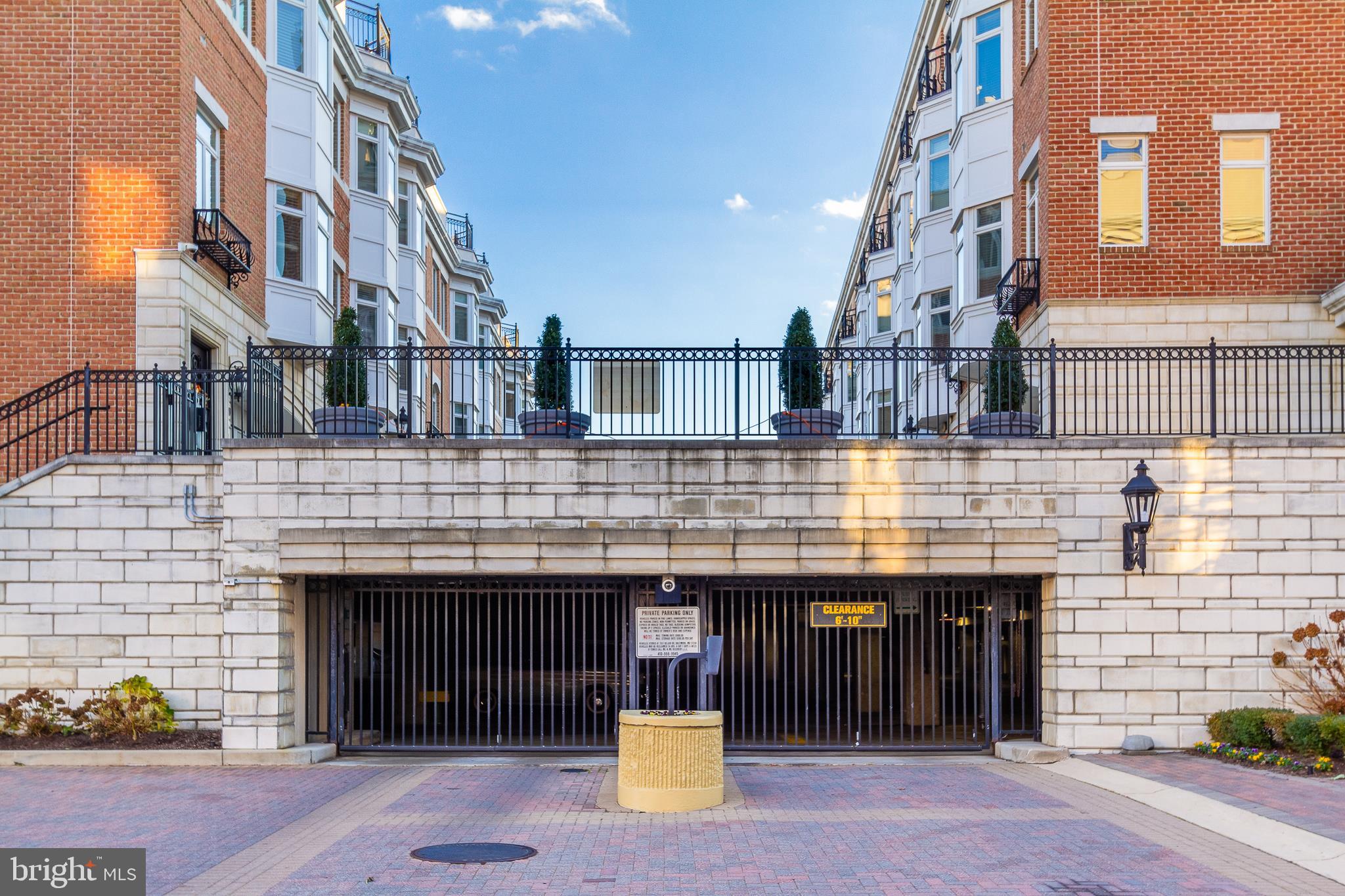 PIER HOMES AT HARBORVIEW - Residential Lease