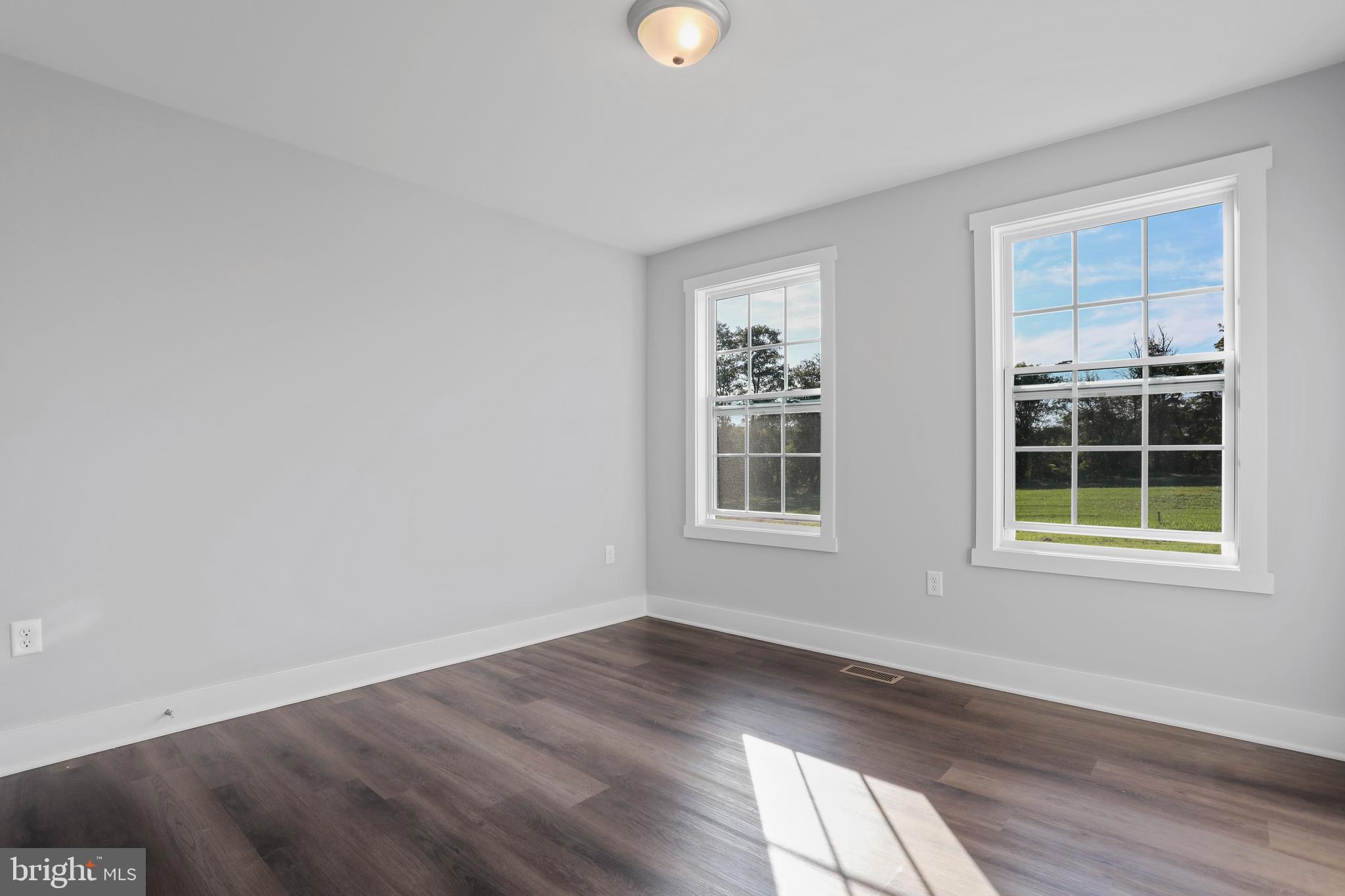 WOODBURY ESTATES - Residential