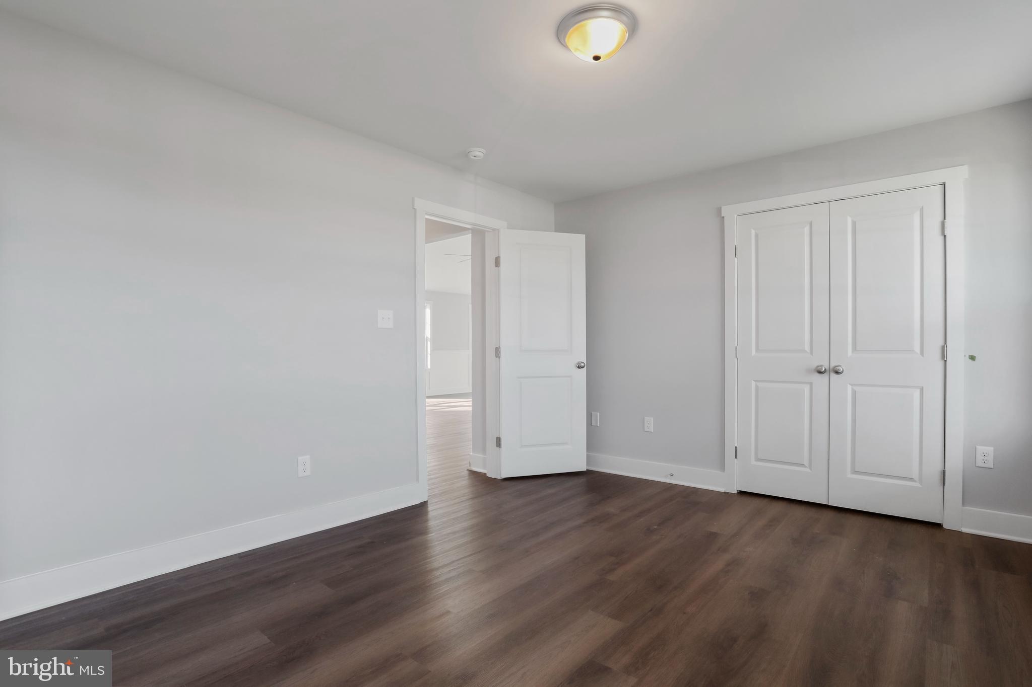 WOODBURY ESTATES - Residential