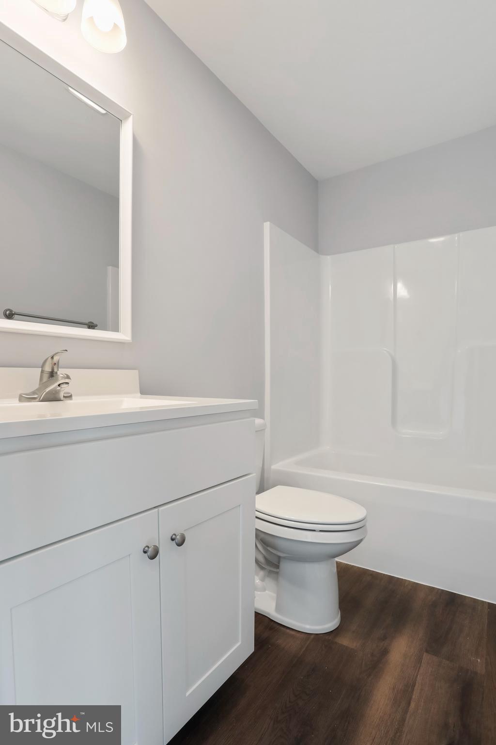 WOODBURY ESTATES - Residential