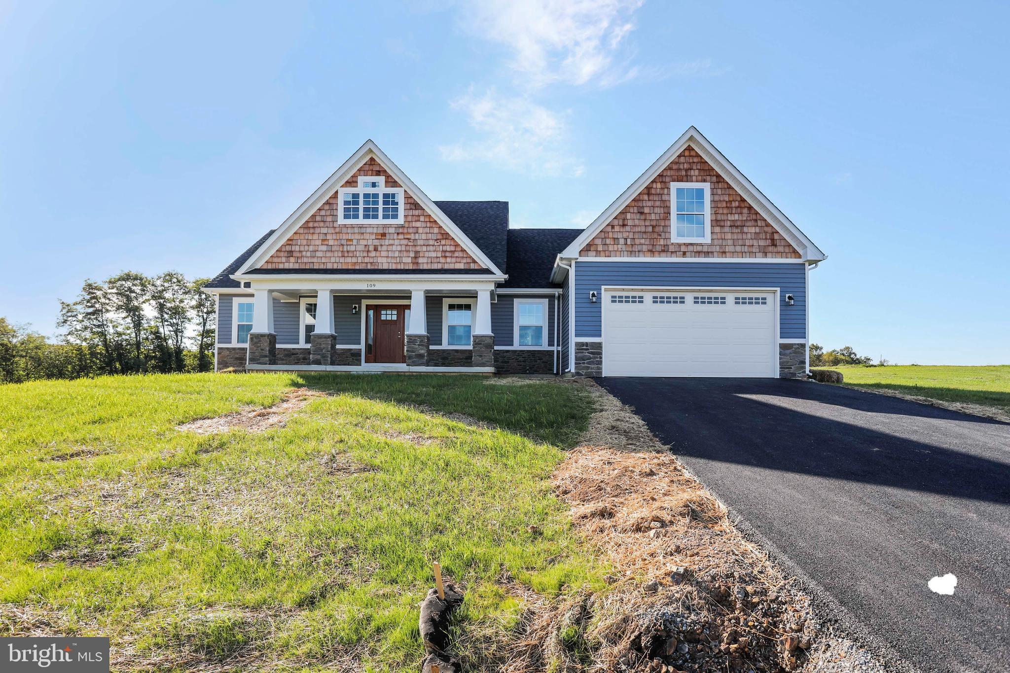 WOODBURY ESTATES - Residential