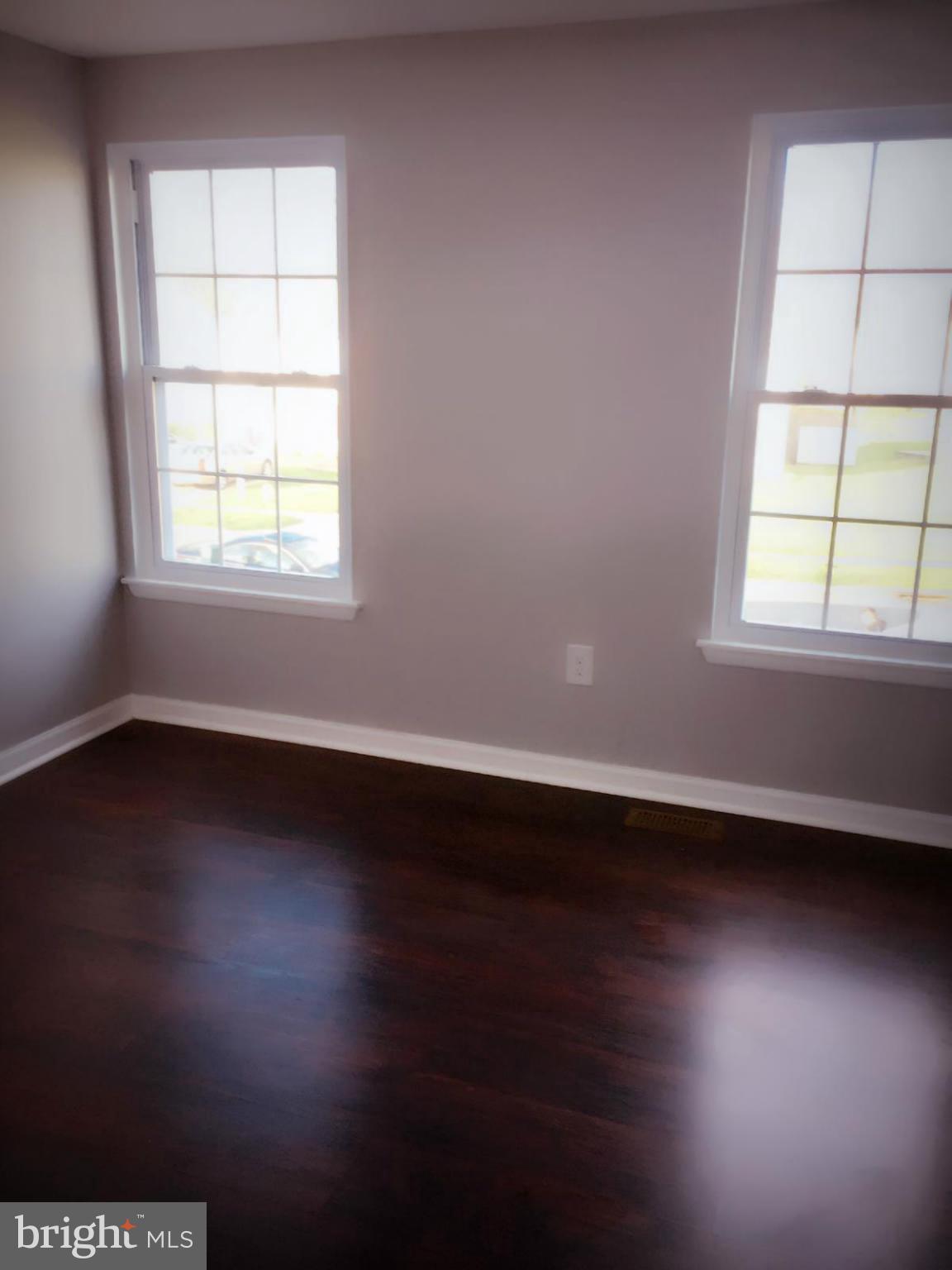 WILLOUGHBY WOODS - Residential