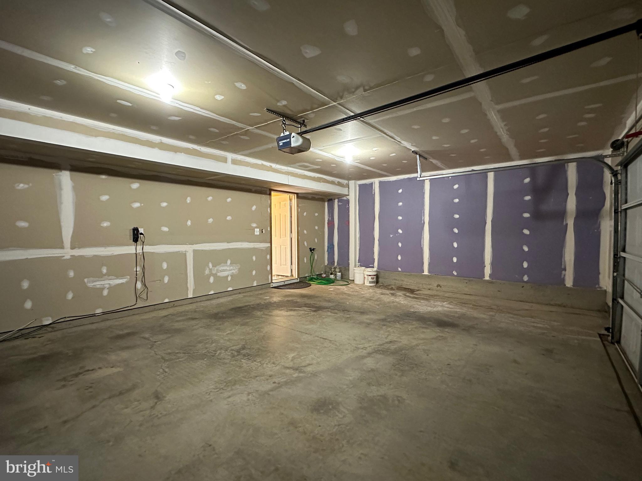 VILLAGE OF IDLEWILD - Residential Lease