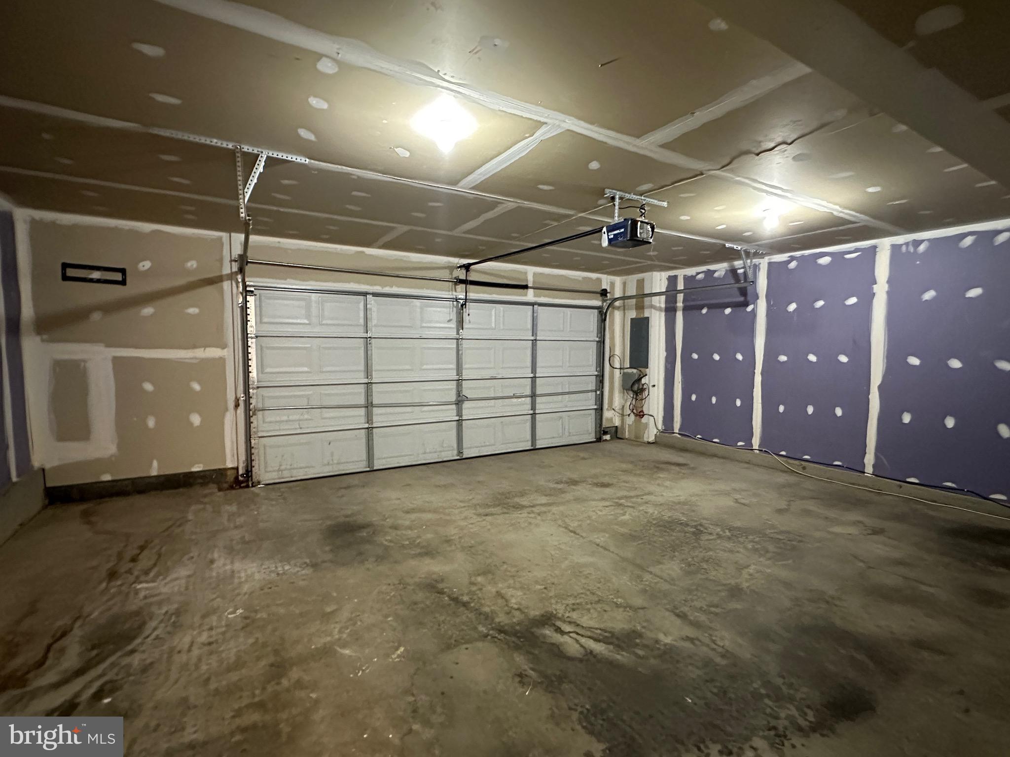 VILLAGE OF IDLEWILD - Residential Lease