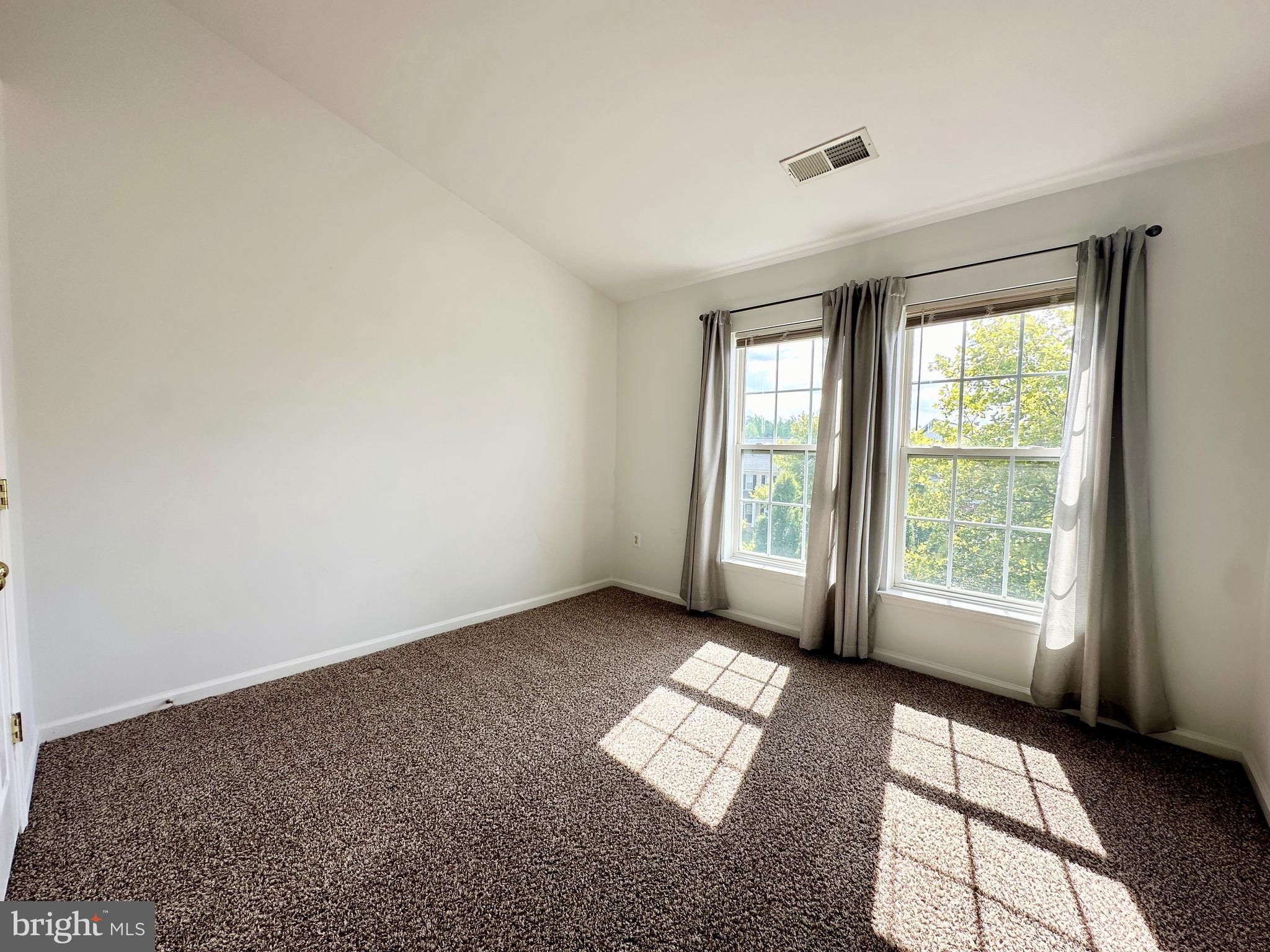 VILLAGE OF IDLEWILD - Residential Lease