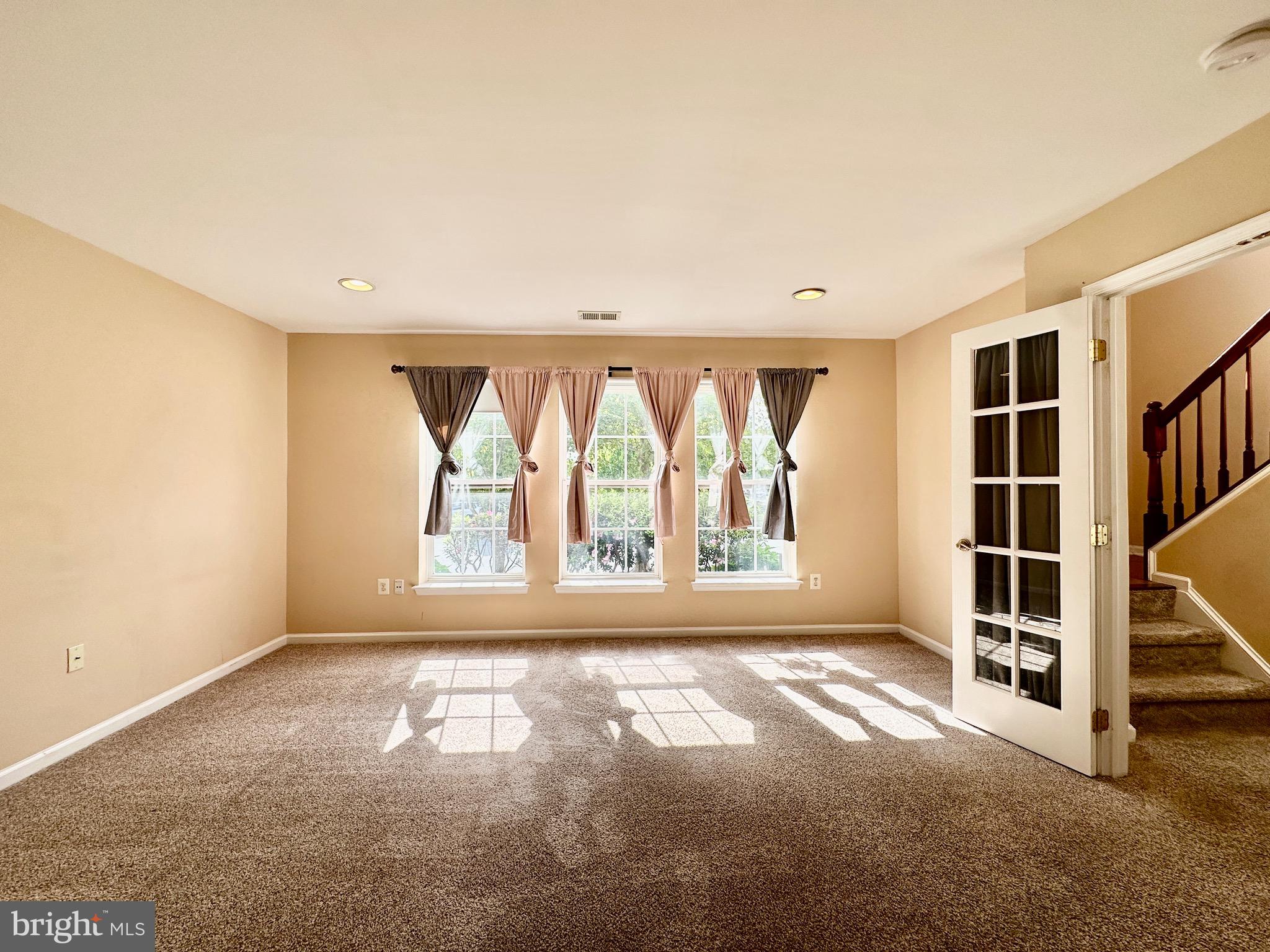 VILLAGE OF IDLEWILD - Residential Lease