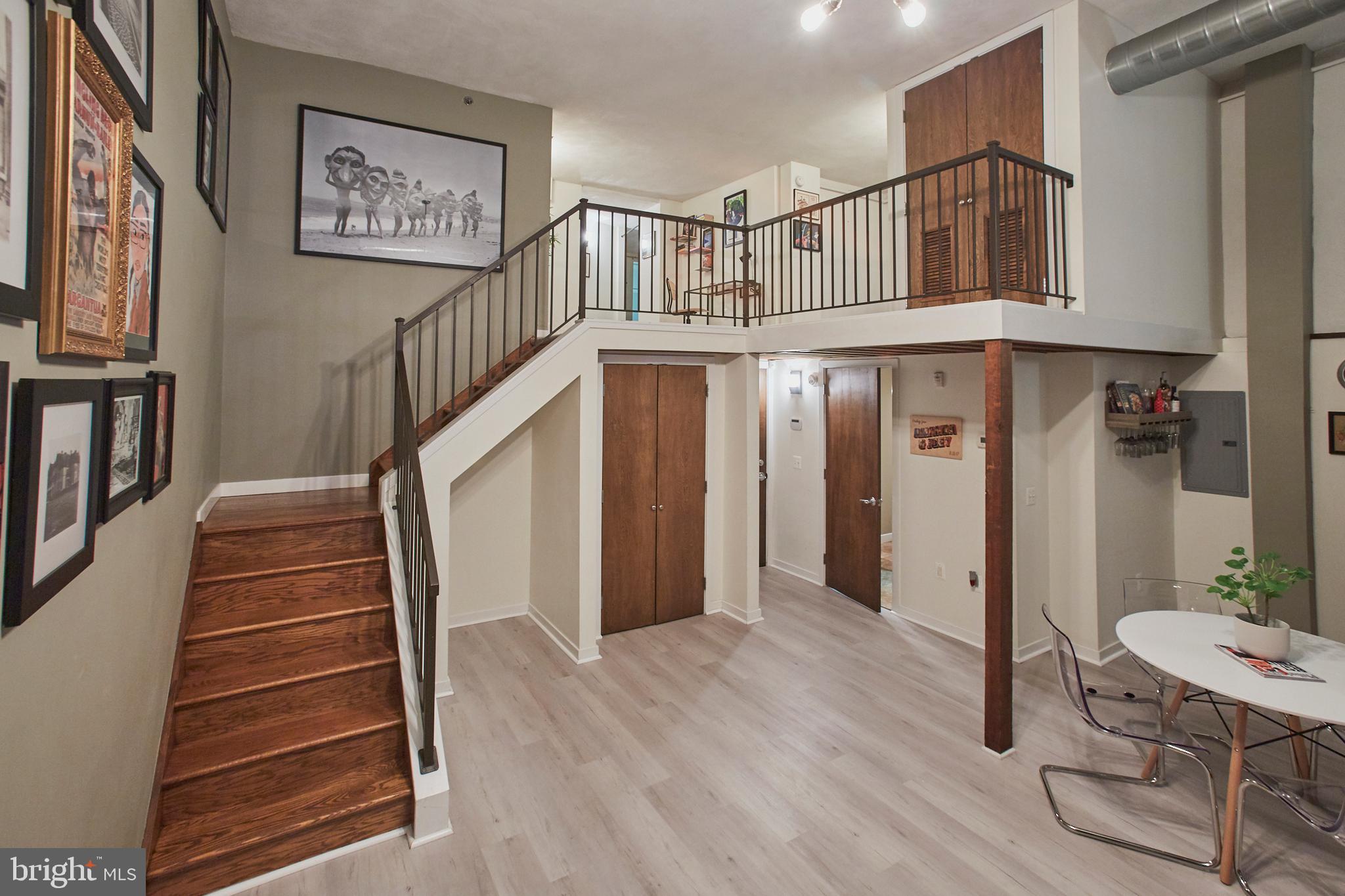 HAWTHORNE - Residential