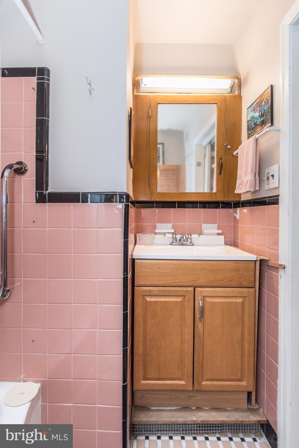 JUNIATA - Residential