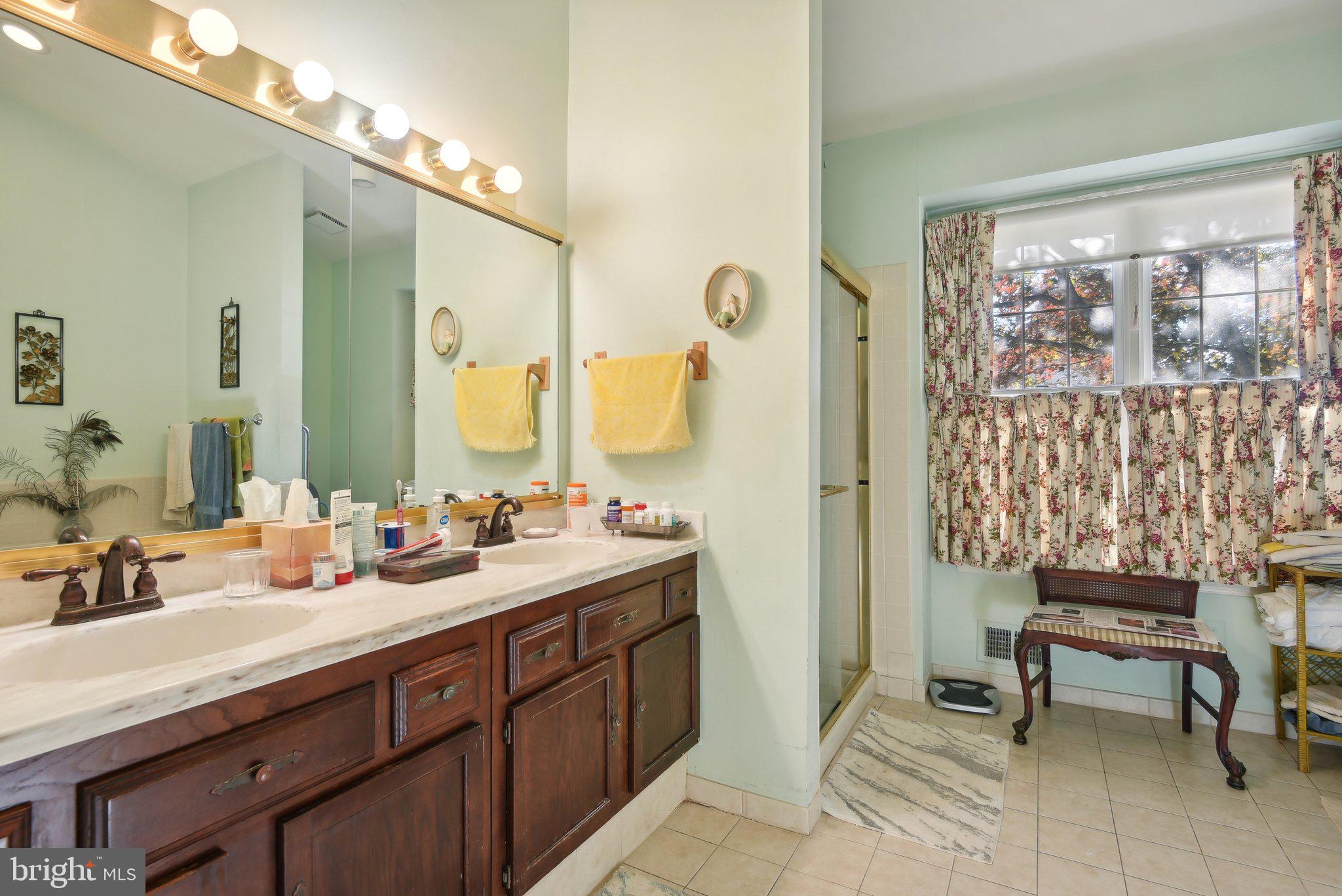 TIMBERLAWN - Residential