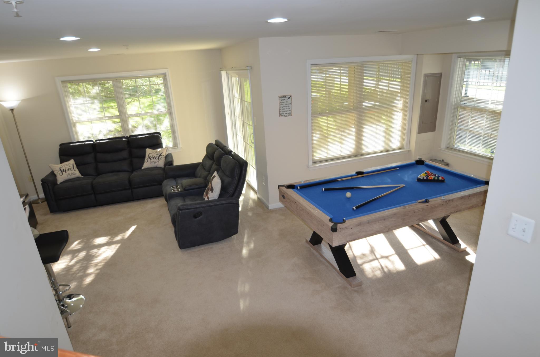 ORCHARD RUN TOWNHOUSE CONDOMINIUMS - Residential