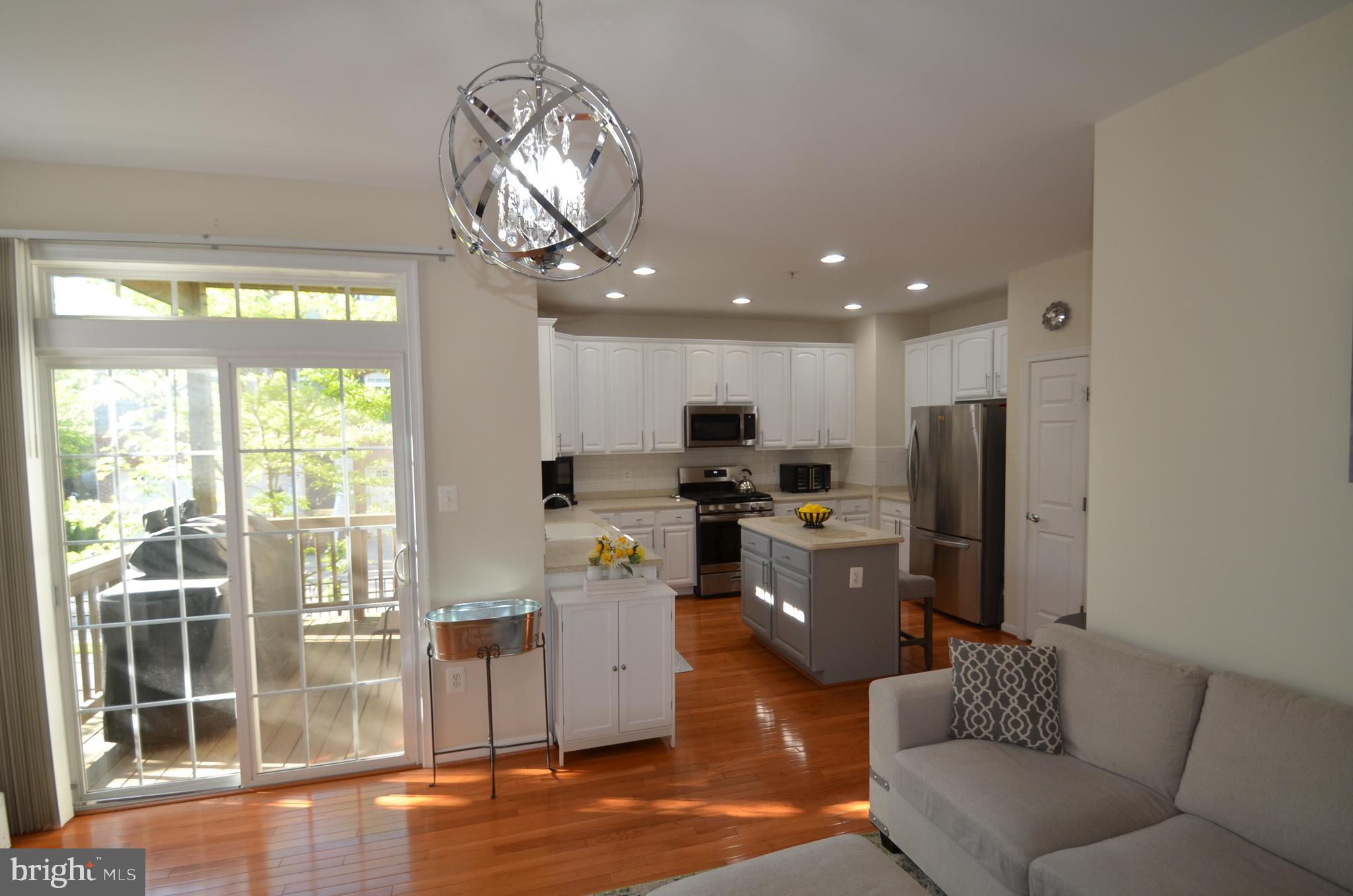 ORCHARD RUN TOWNHOUSE CONDOMINIUMS - Residential