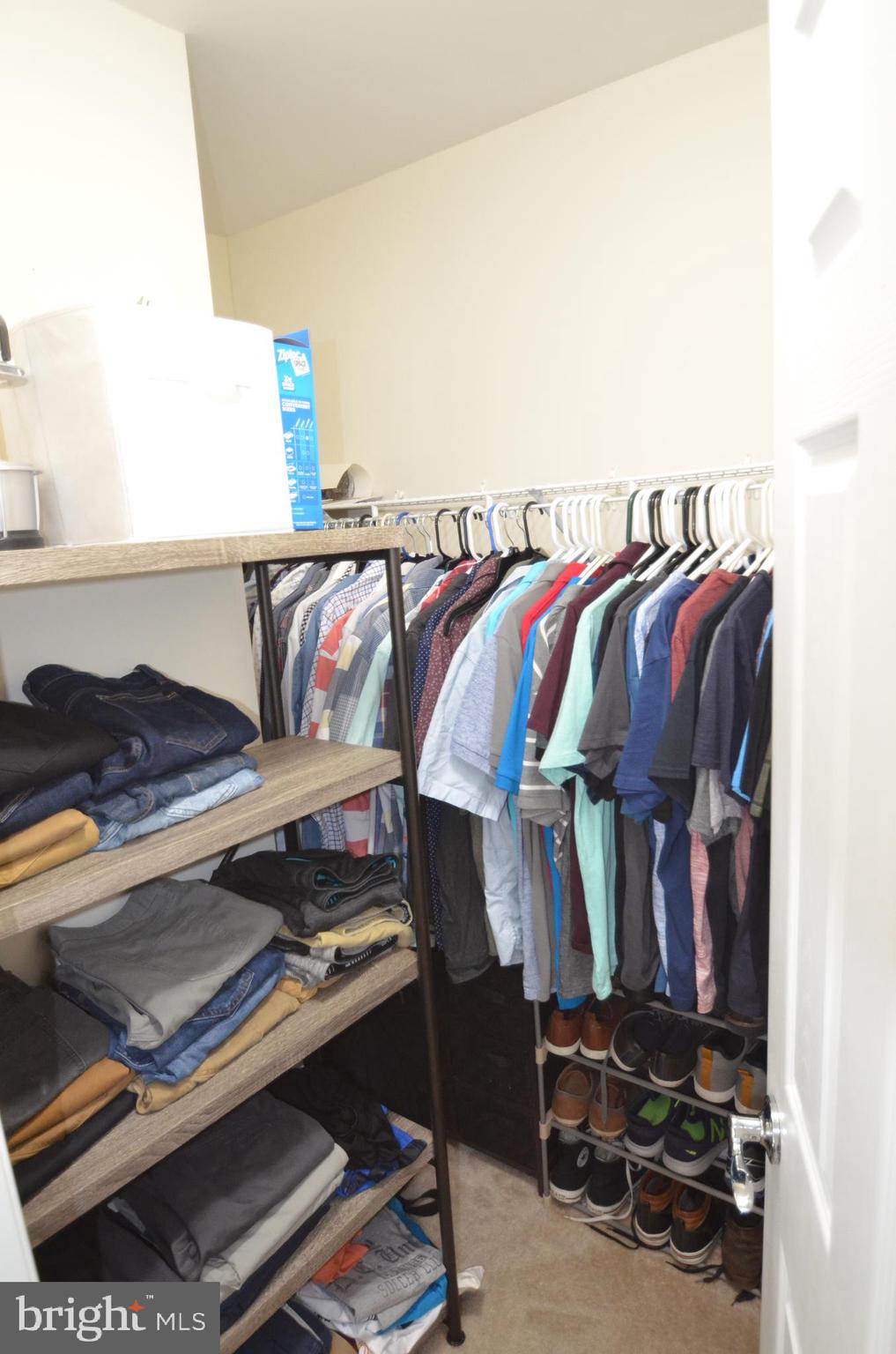 ORCHARD RUN TOWNHOUSE CONDOMINIUMS - Residential