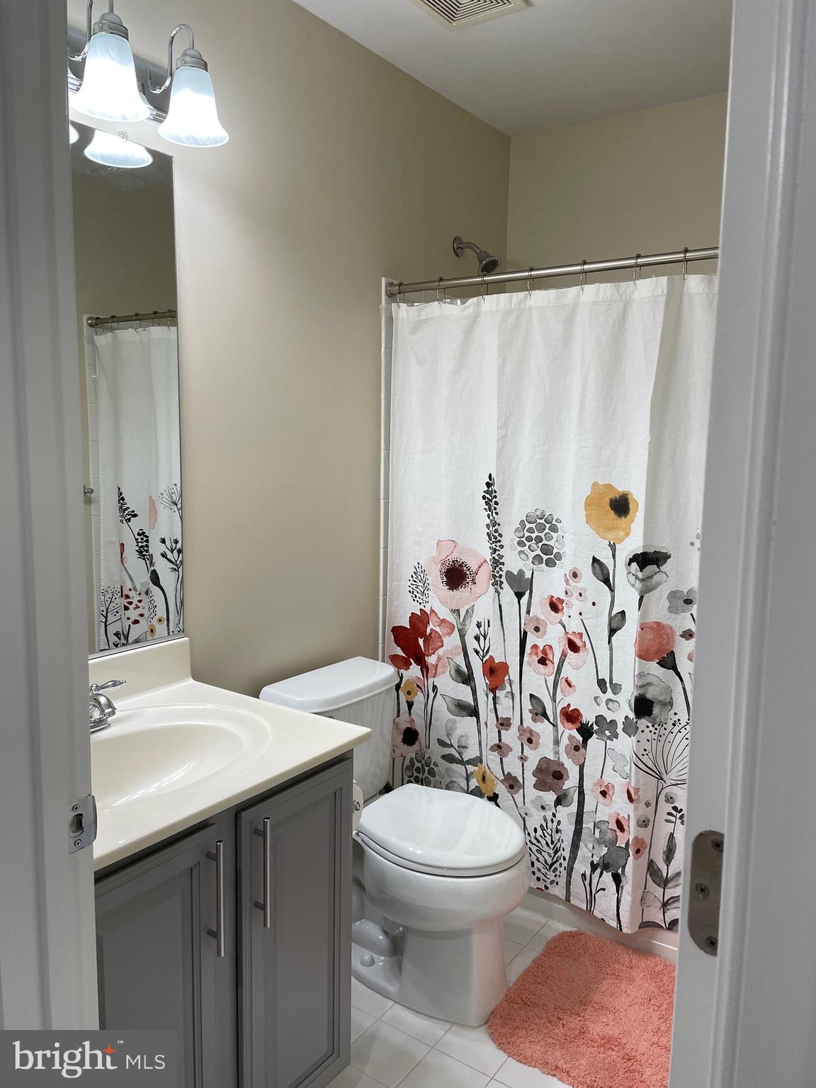 ORCHARD RUN TOWNHOUSE CONDOMINIUMS - Residential