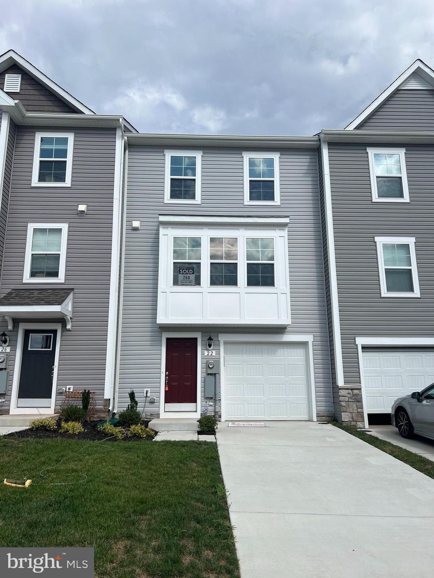 OPEN HOUSE - Saturday - 08/10 - From 4:00pm to 4:30pm - DRB Homes Overlook at Riverside - For GPS: The Property is in Next to this address: 42 Belmont Pl FALLING Waters, WV 25419...Next to Children / Dog Park - Brand New Town Home 4 Bed Rooms, 3.5 Bath, Upon entry of this wonderful townhome, a finished rec room (can use as a 4th Bed Room) with a full bathroom. The main level offers luxury vinyl plank flooring throughout and a spacious living room with a powder room. The eat-in kitchen features an island, Quartz countertops and stainless steel appliances. The spacious primary suite features a generous walk-in closet and an en suite bath with a dual sink vanity and an oversized seated shower. Two secondary bedrooms & full bath, a linen closet and a centrally located laundry complete the upper level! Set in a wonderful new community, Dog Park, Children's park, Basket Ball Court, Tennis Court, and Recreation sit up area are free amenities. In a prime location for I-81, Rt 11, I-70 commuters, mountain views, walking distance to shopping, and restaurants, access to Spring Mills schools, and close to interstate just minutes from the MD line. This rental may not last long.