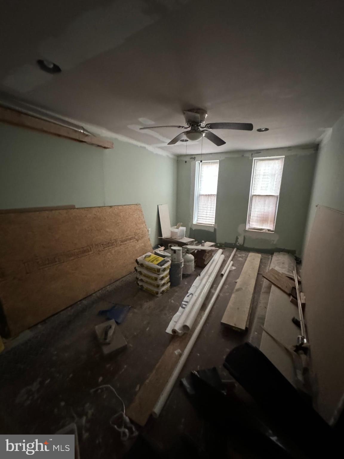 SHIPLEY HILL - Residential